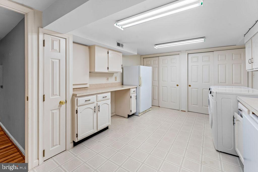 STEDWICK TOWNHOUSES - Residential