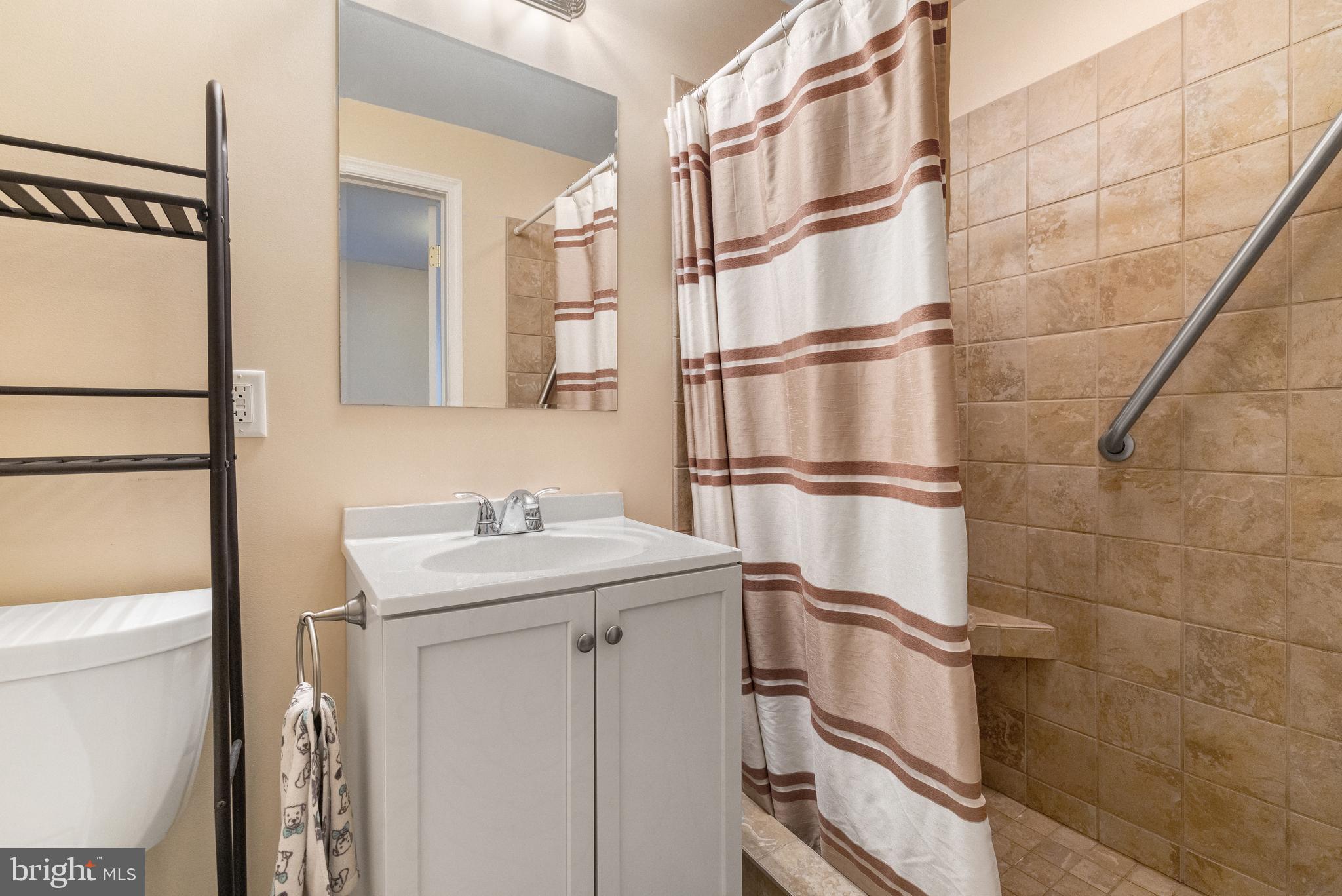 CONSHOHOCKEN - Residential