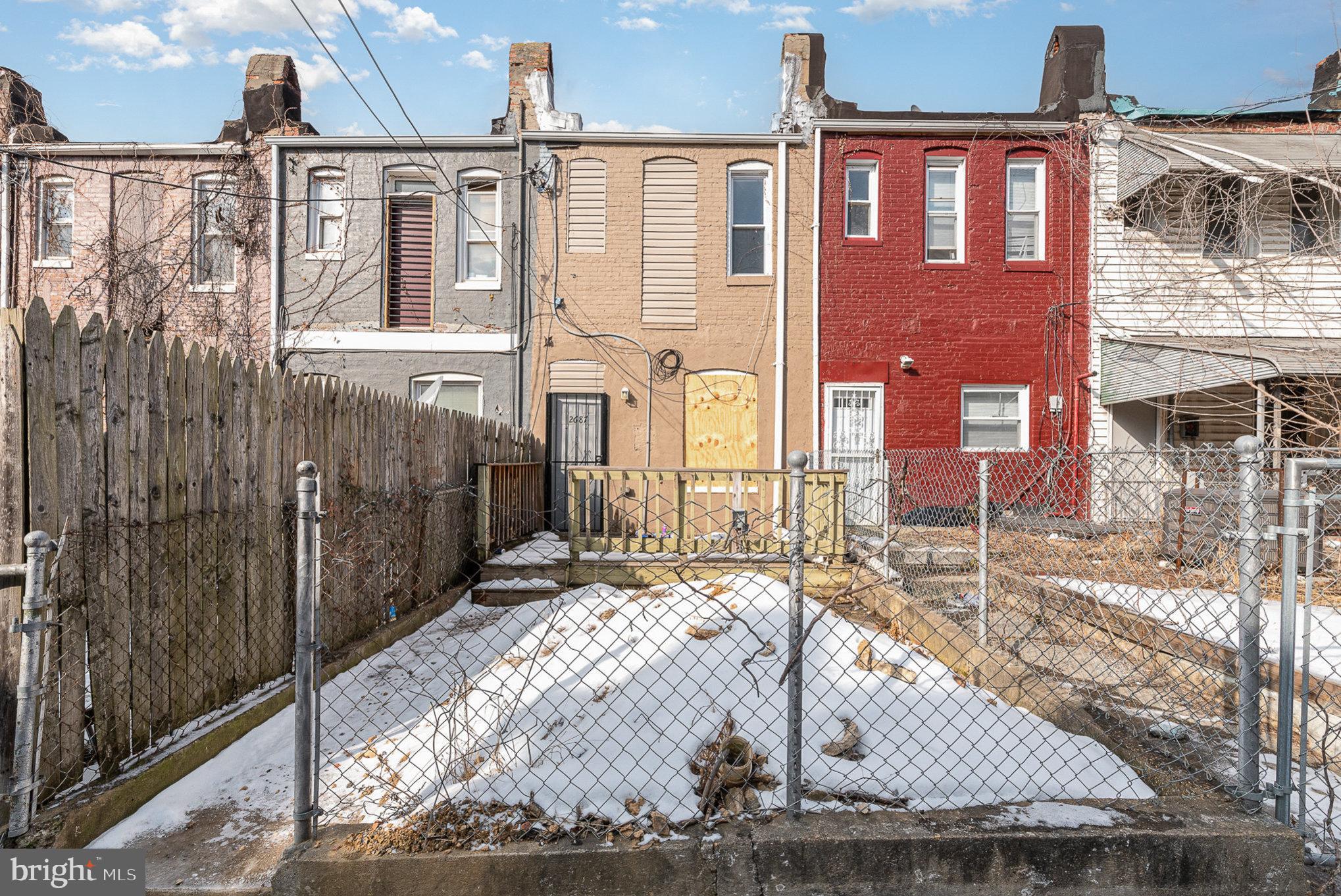 MILL HILL - Residential