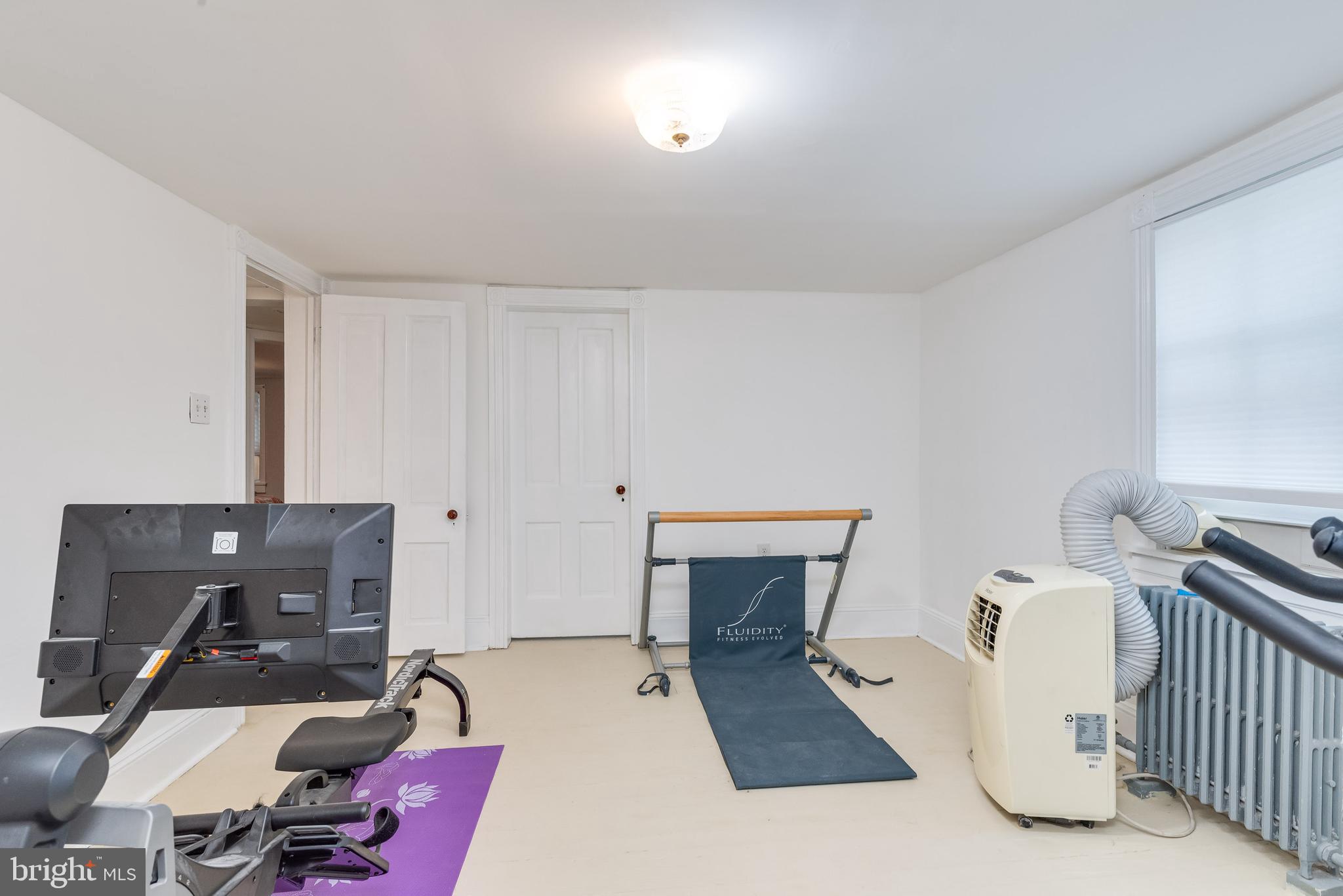 HISTORIC CHARLES TOWN - Residential