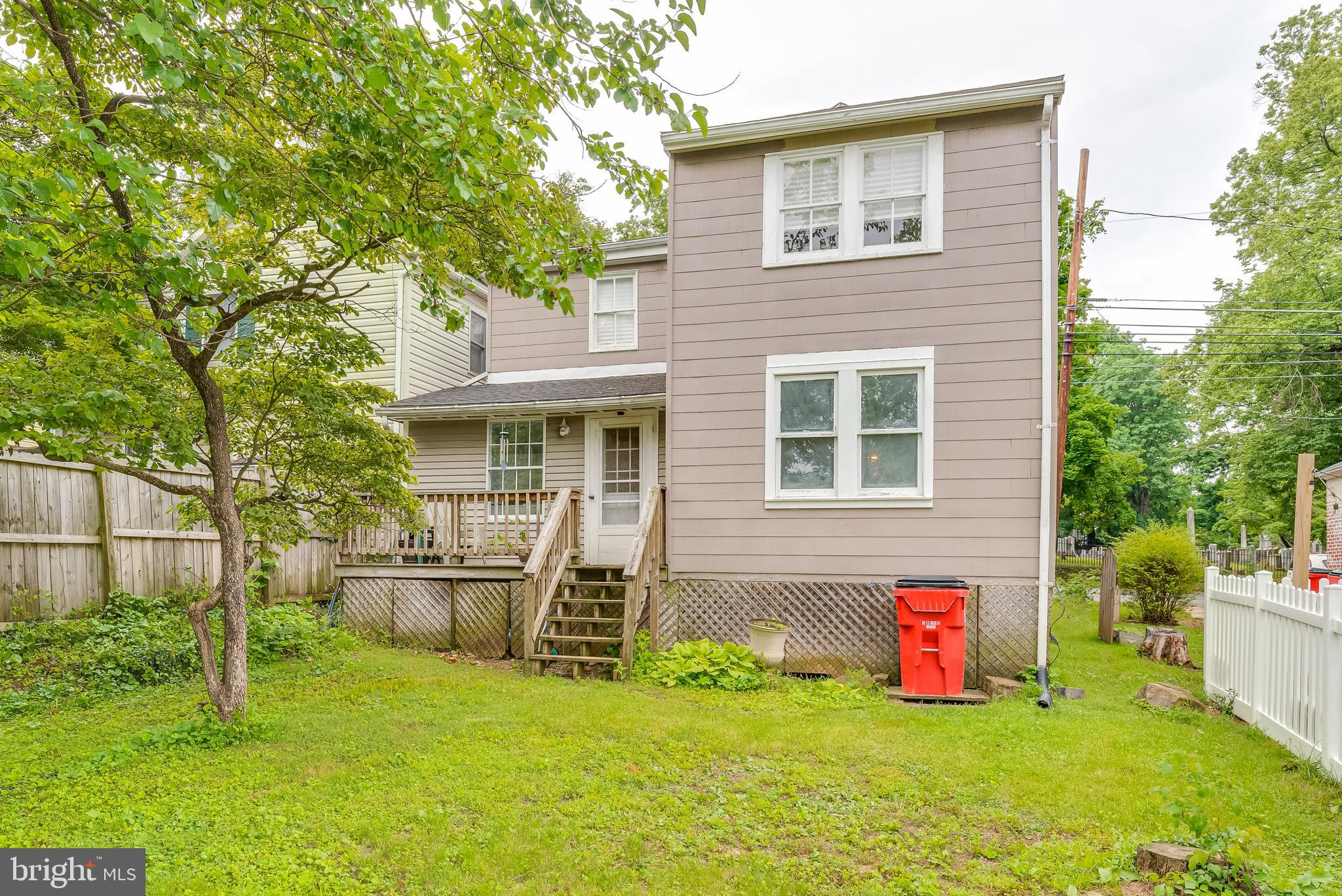 HISTORIC CHARLES TOWN - Residential