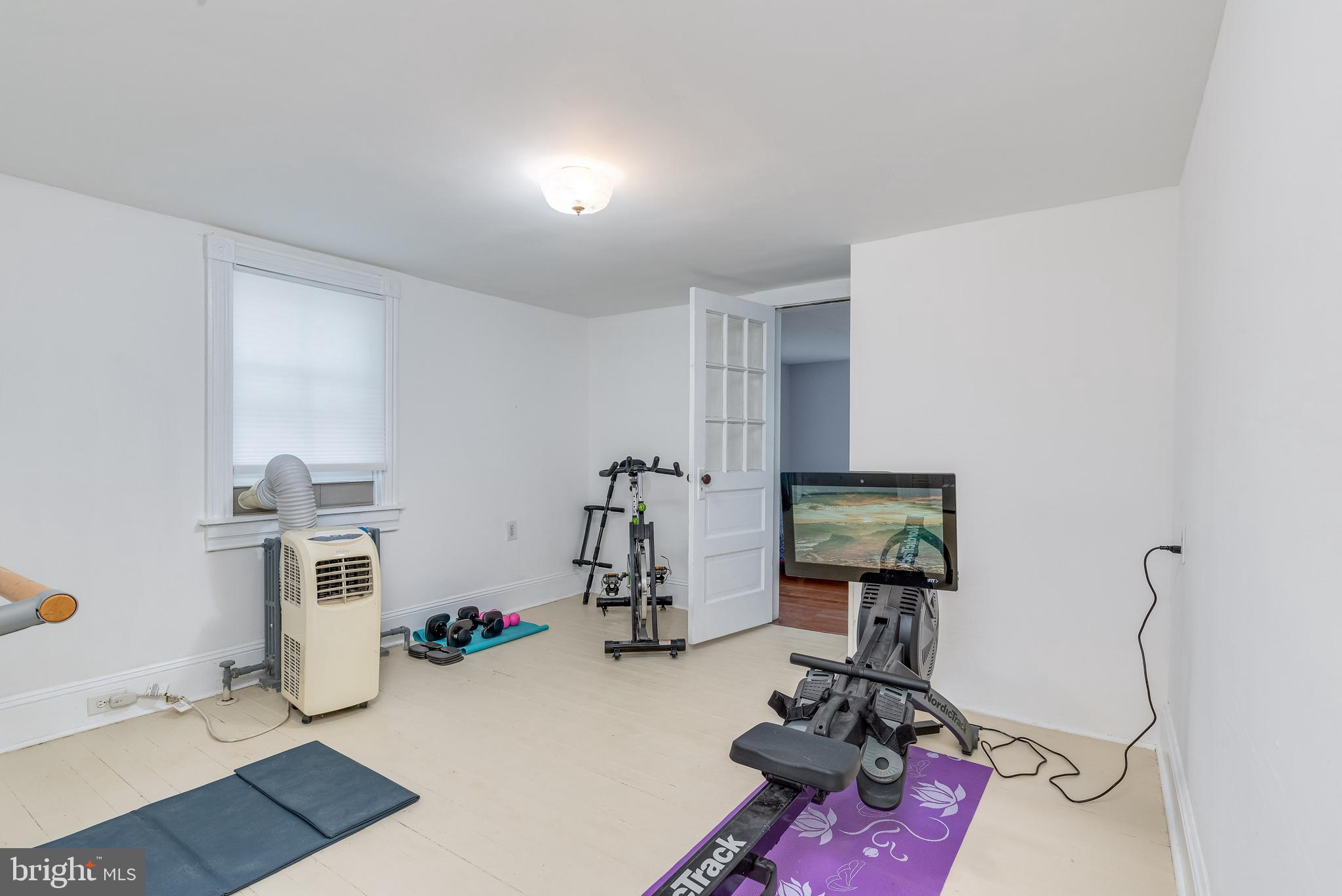 HISTORIC CHARLES TOWN - Residential