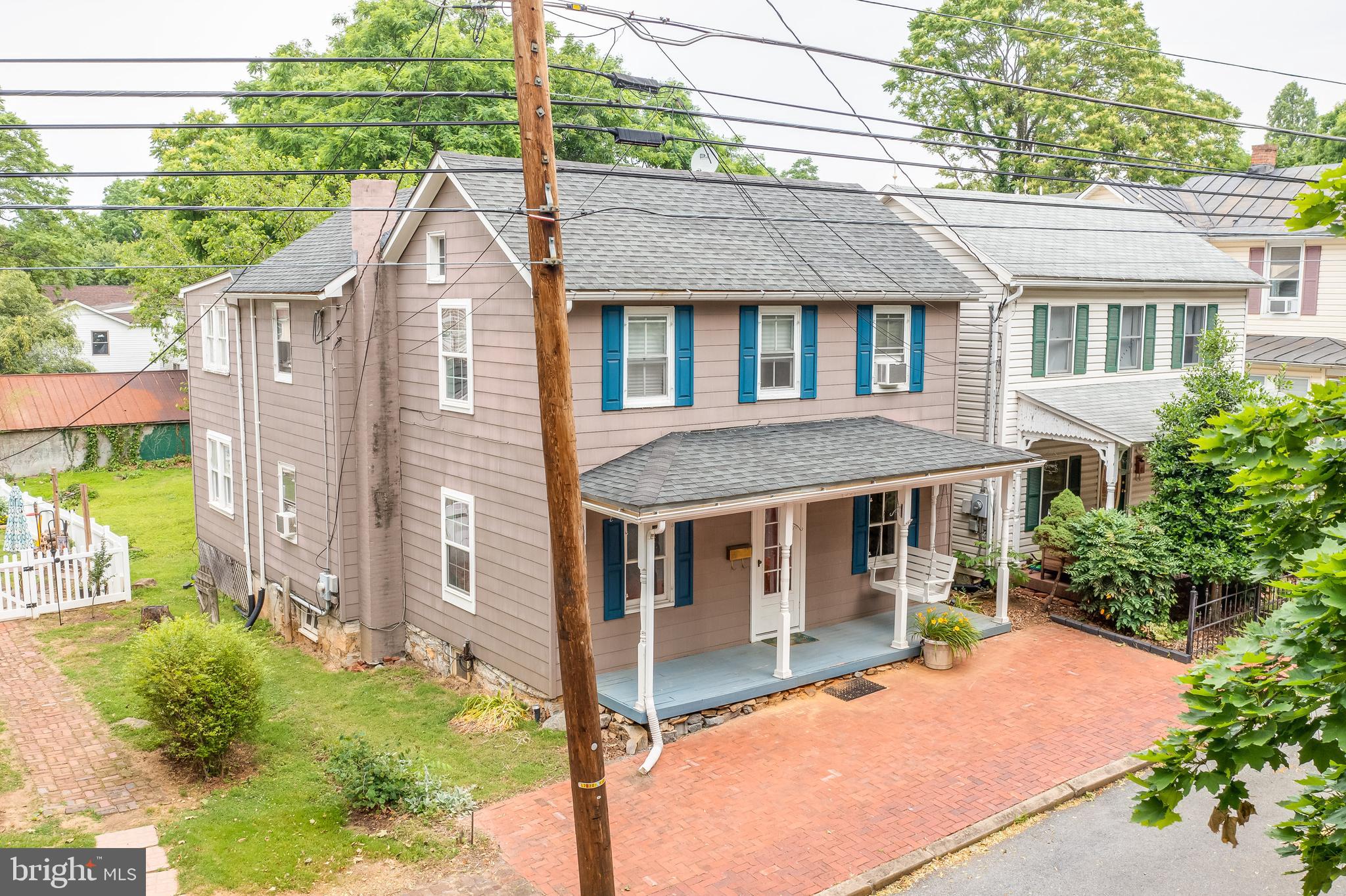 HISTORIC CHARLES TOWN - Residential