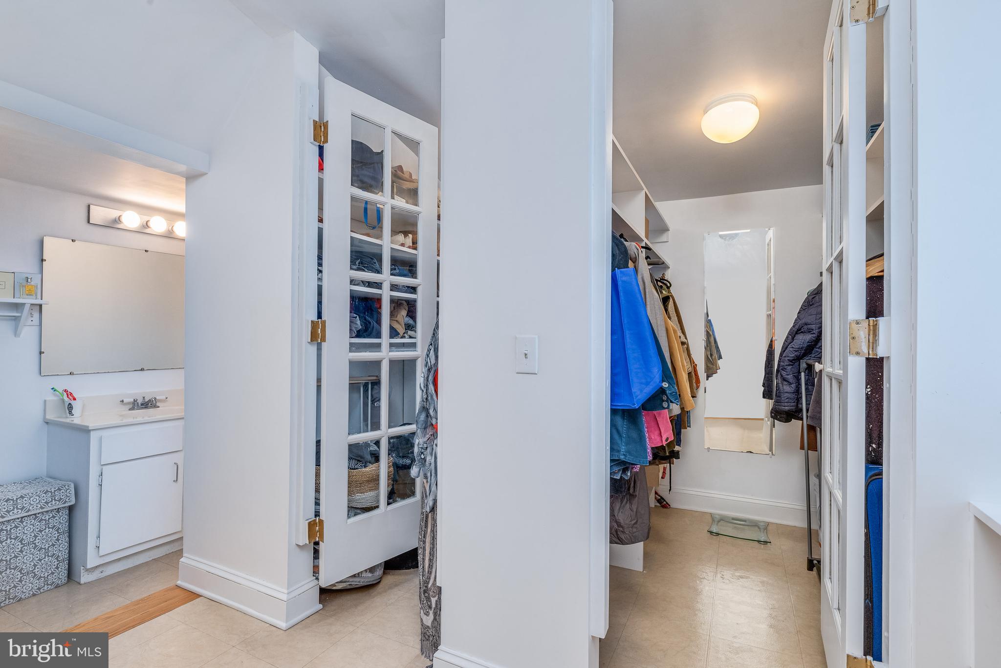 HISTORIC CHARLES TOWN - Residential