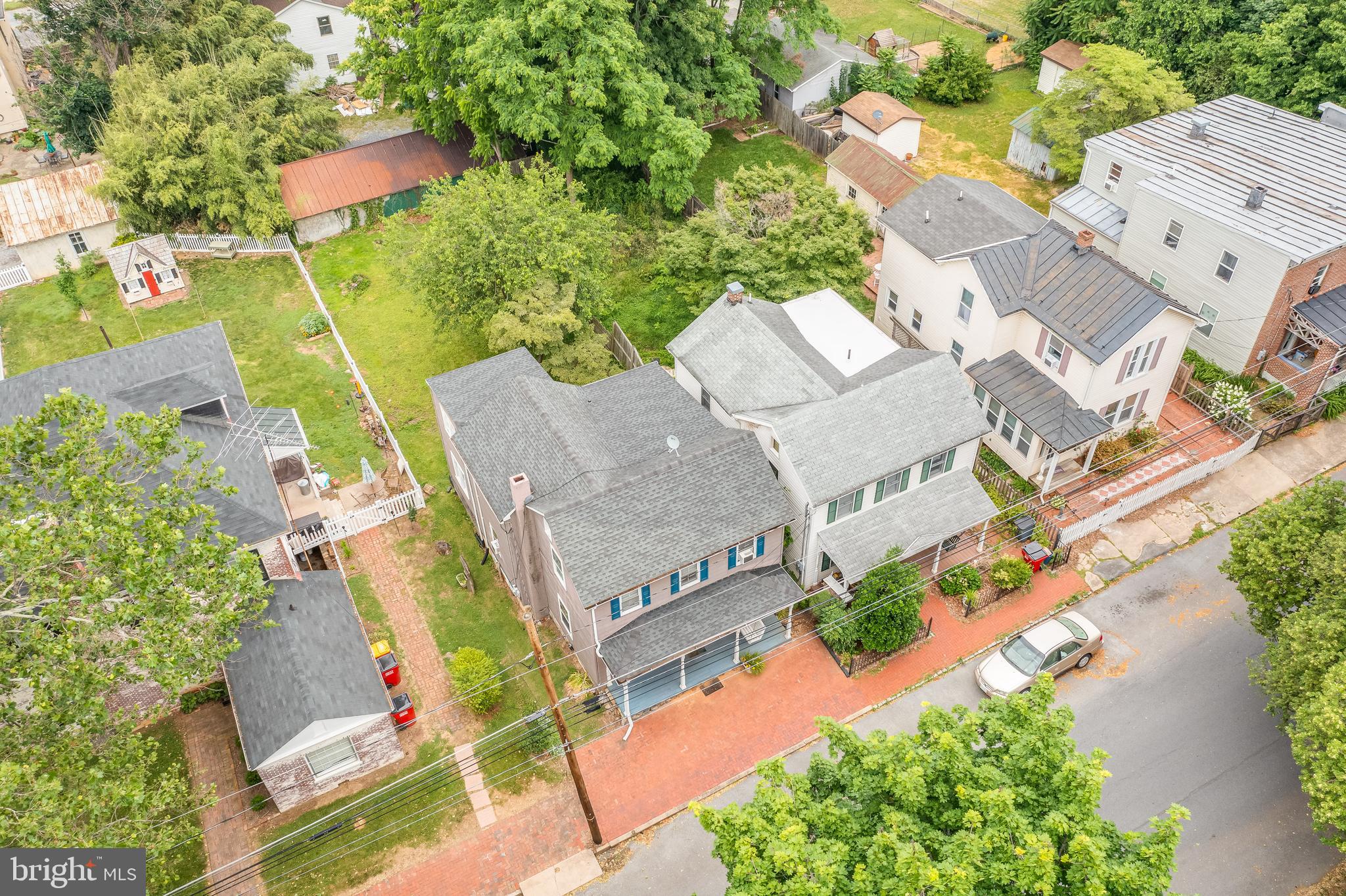 HISTORIC CHARLES TOWN - Residential