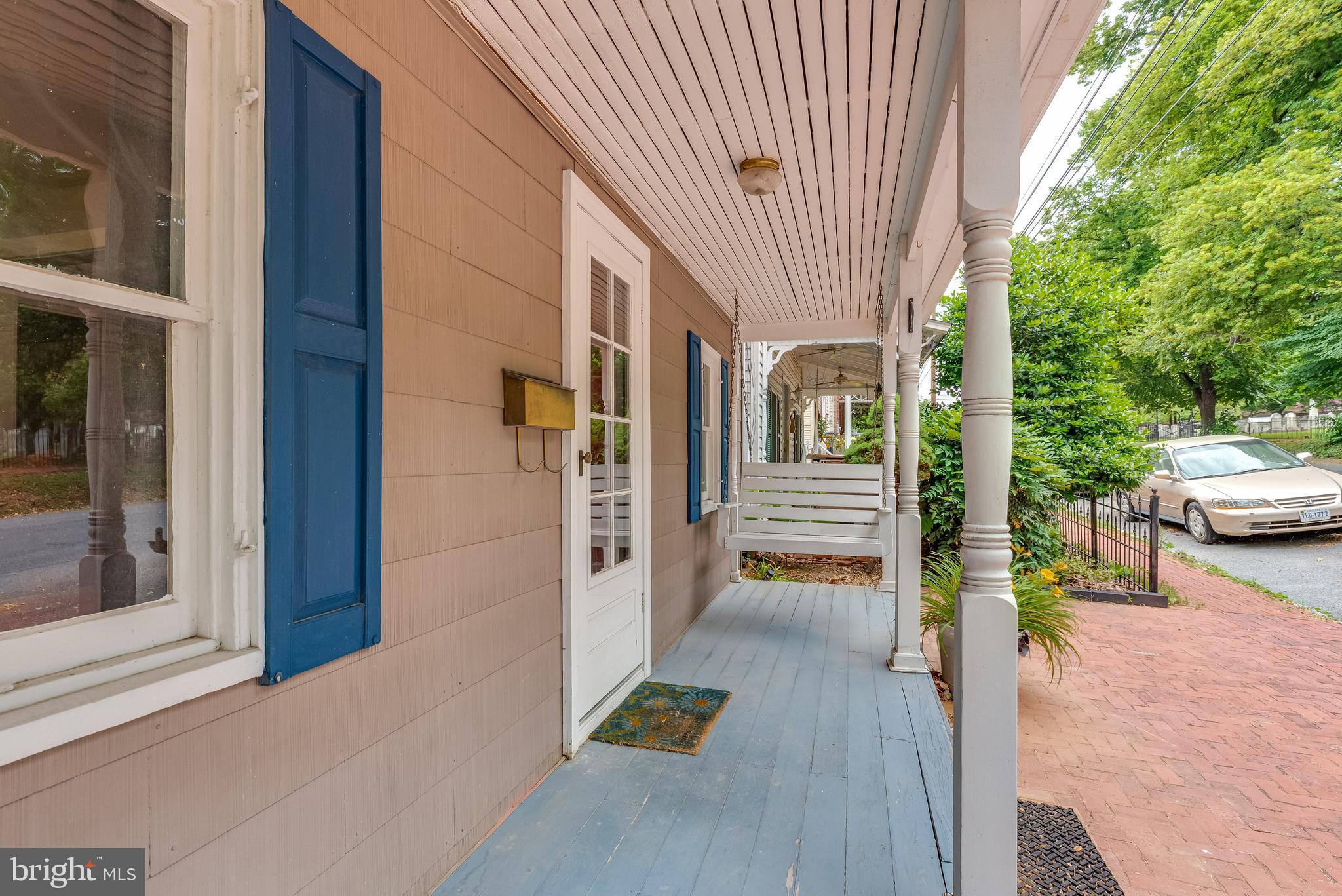 HISTORIC CHARLES TOWN - Residential