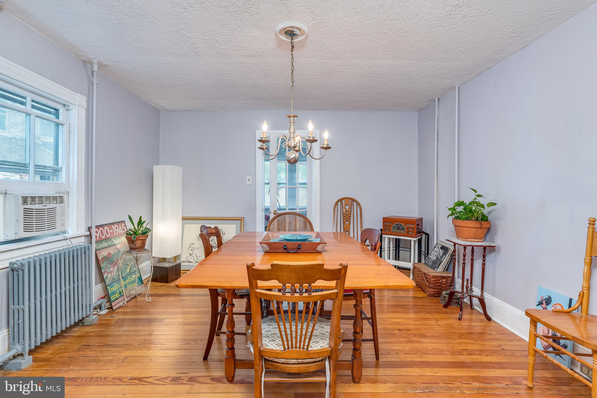 HISTORIC CHARLES TOWN - Residential