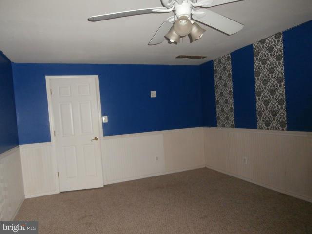 CONSTANT FRIENDSHIP - Residential