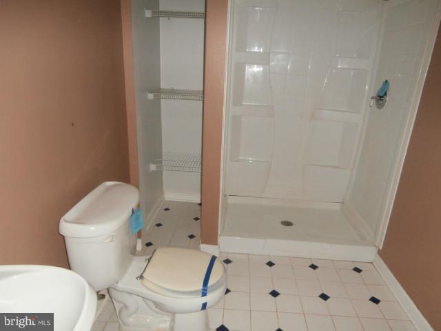 CONSTANT FRIENDSHIP - Residential