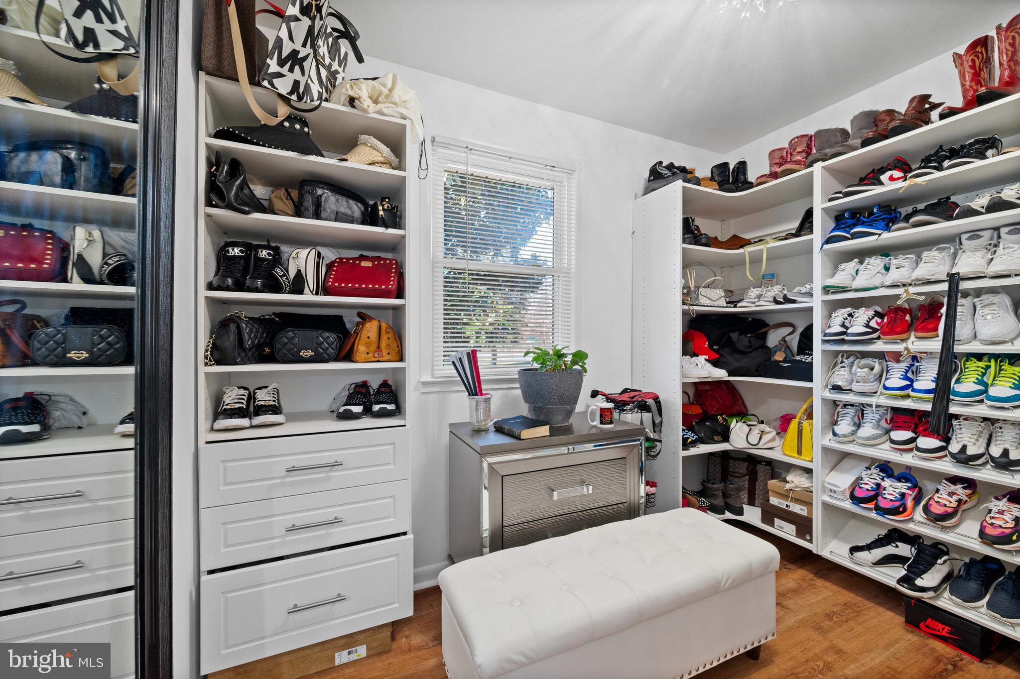 CHELTENHAM FOREST - Residential