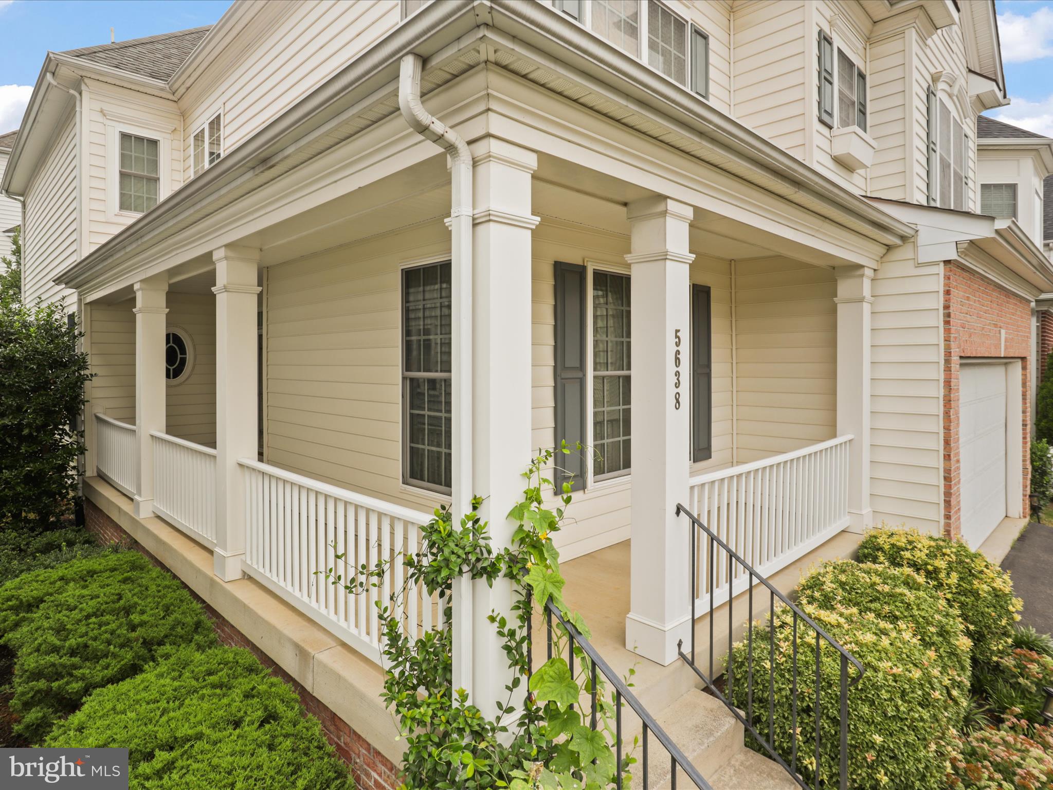 SULLY MANOR - Residential Lease