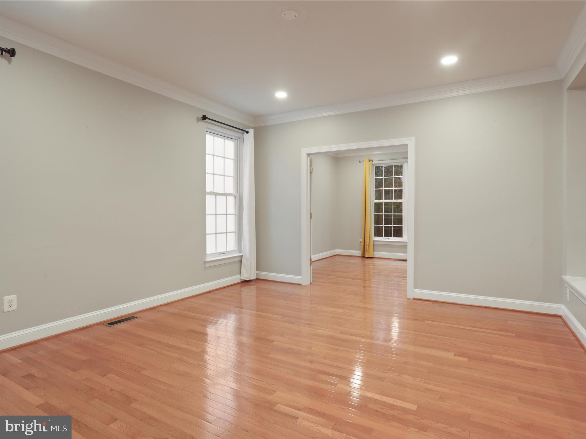 SULLY MANOR - Residential Lease