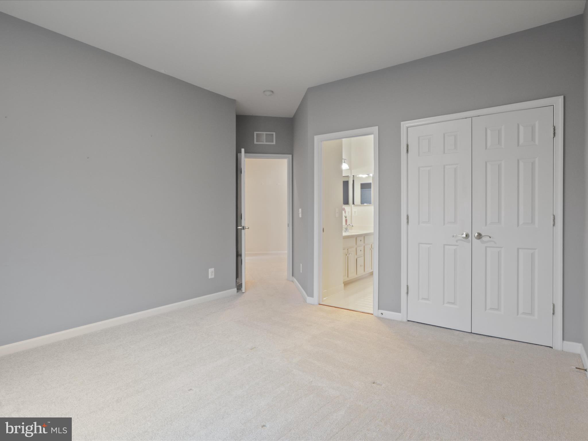 SULLY MANOR - Residential Lease