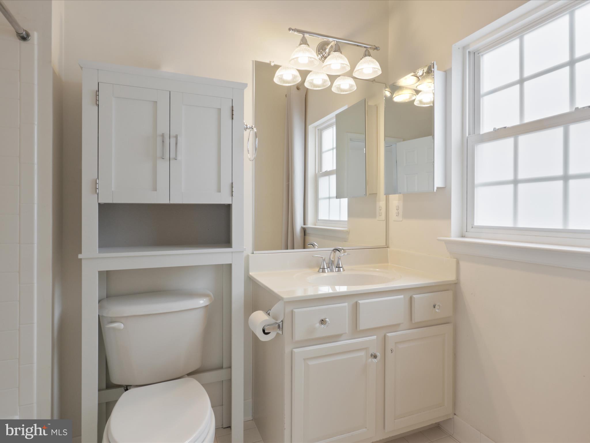 SULLY MANOR - Residential Lease