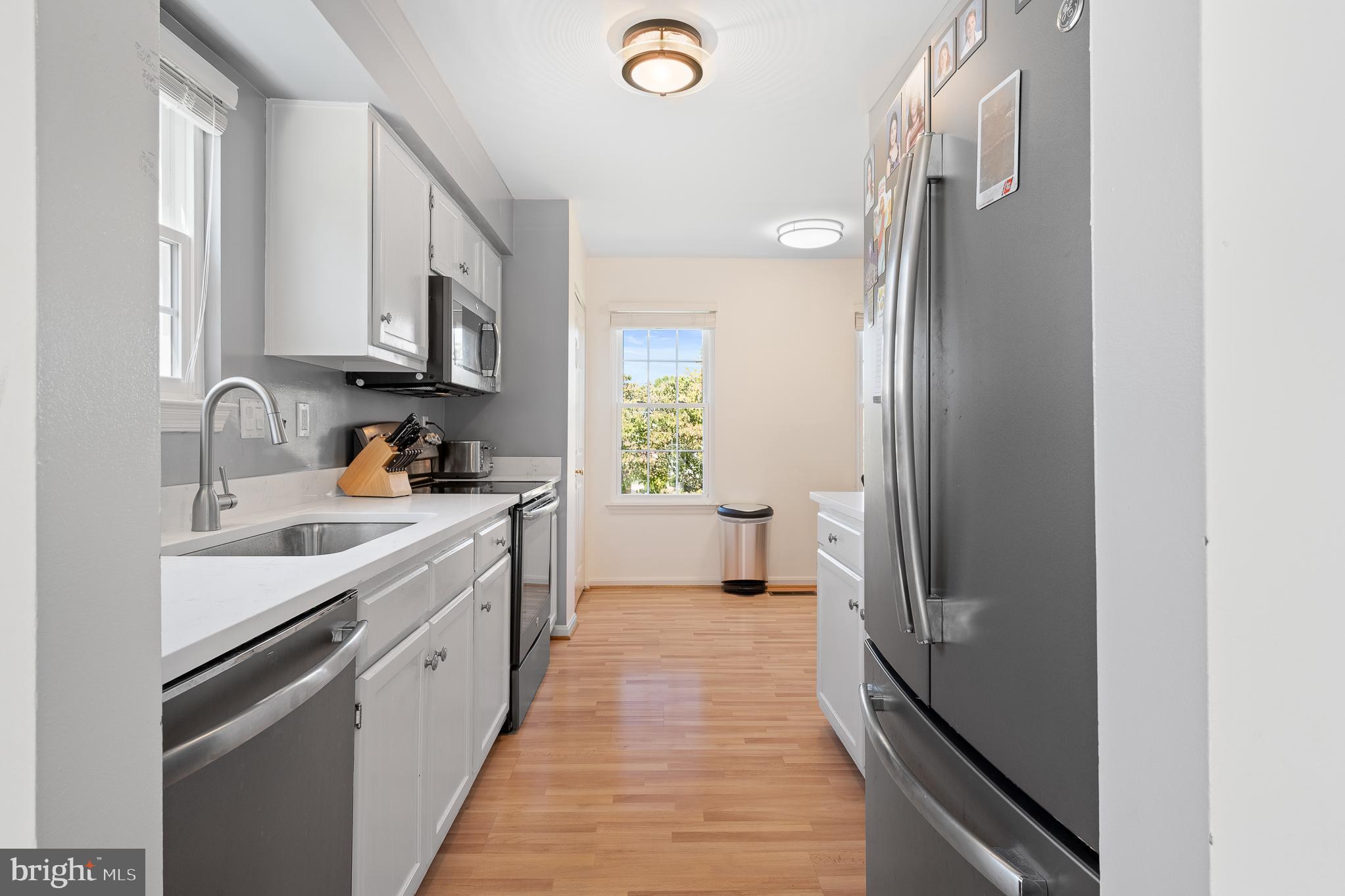 OAK SPRINGS - Residential Lease