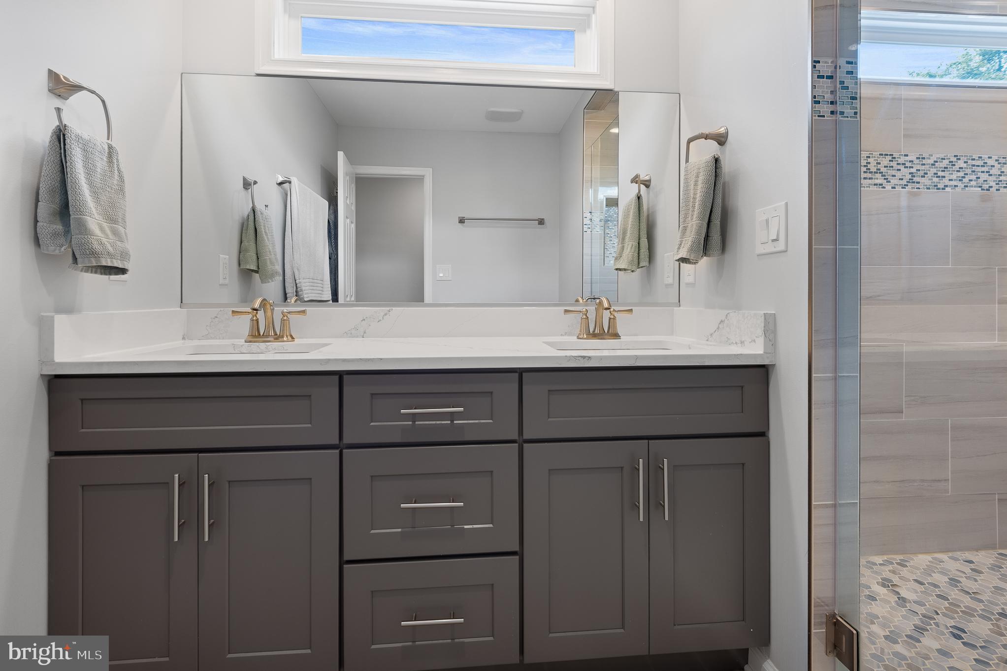 OAK SPRINGS - Residential Lease