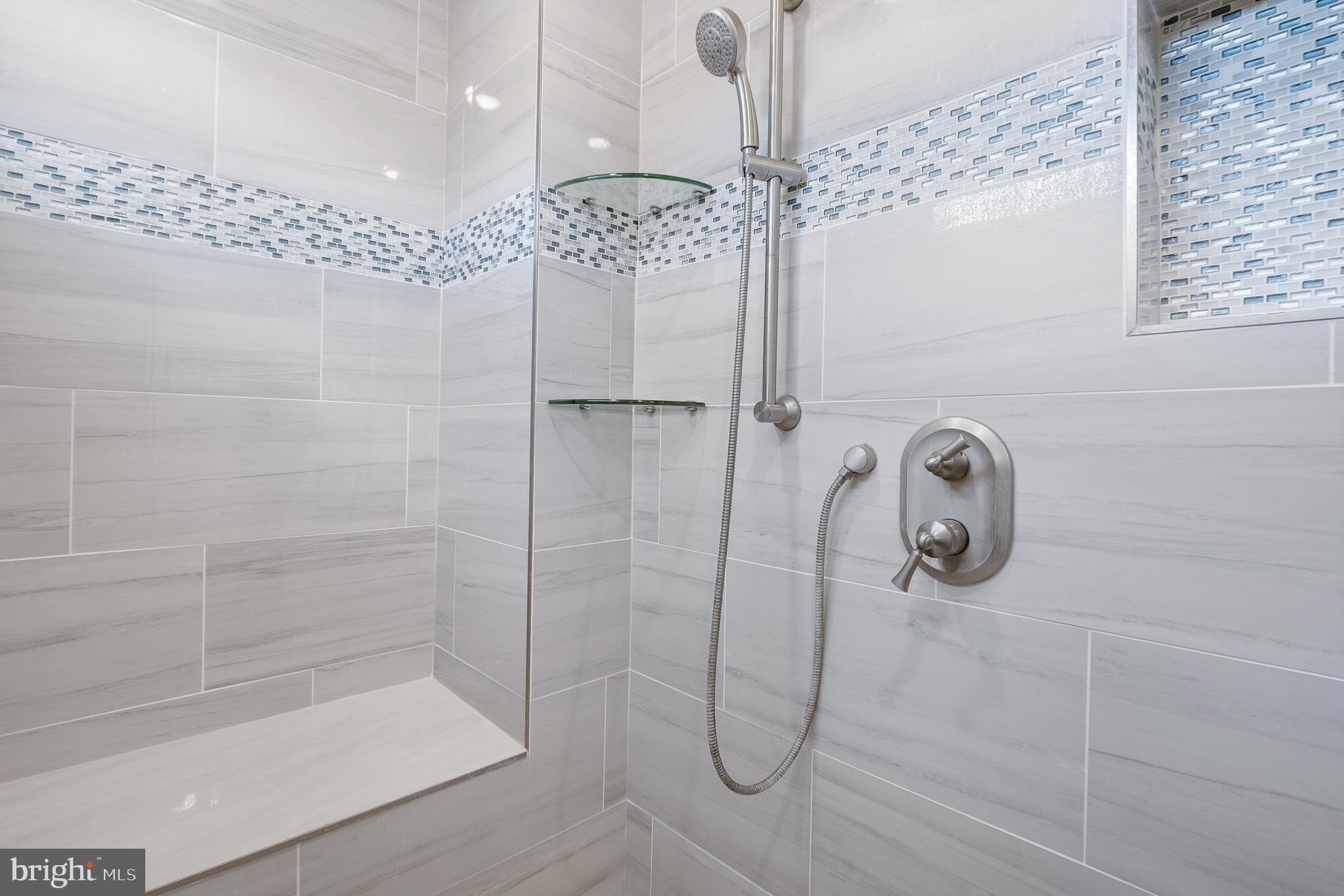 OAK SPRINGS - Residential Lease