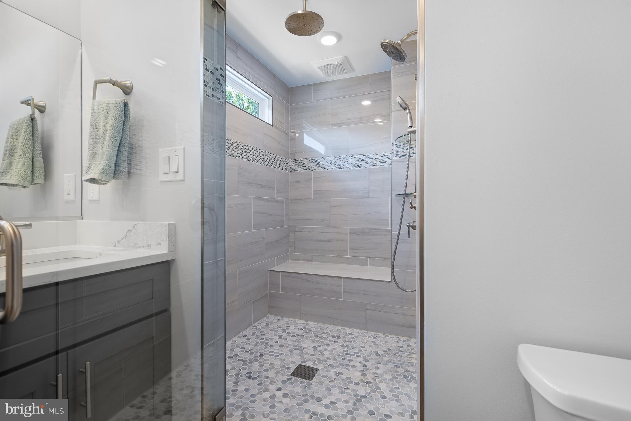 OAK SPRINGS - Residential Lease