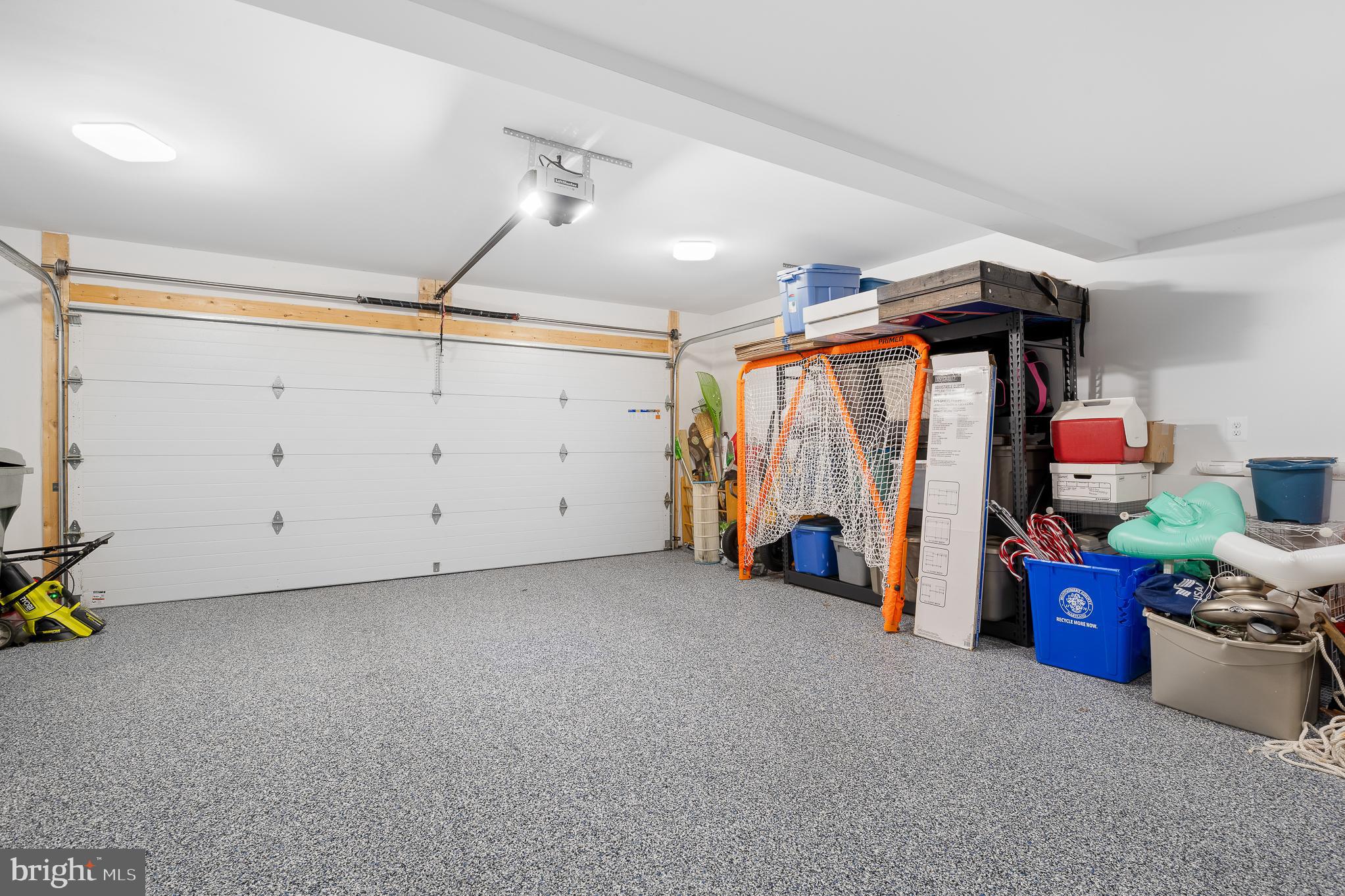 OAK SPRINGS - Residential Lease