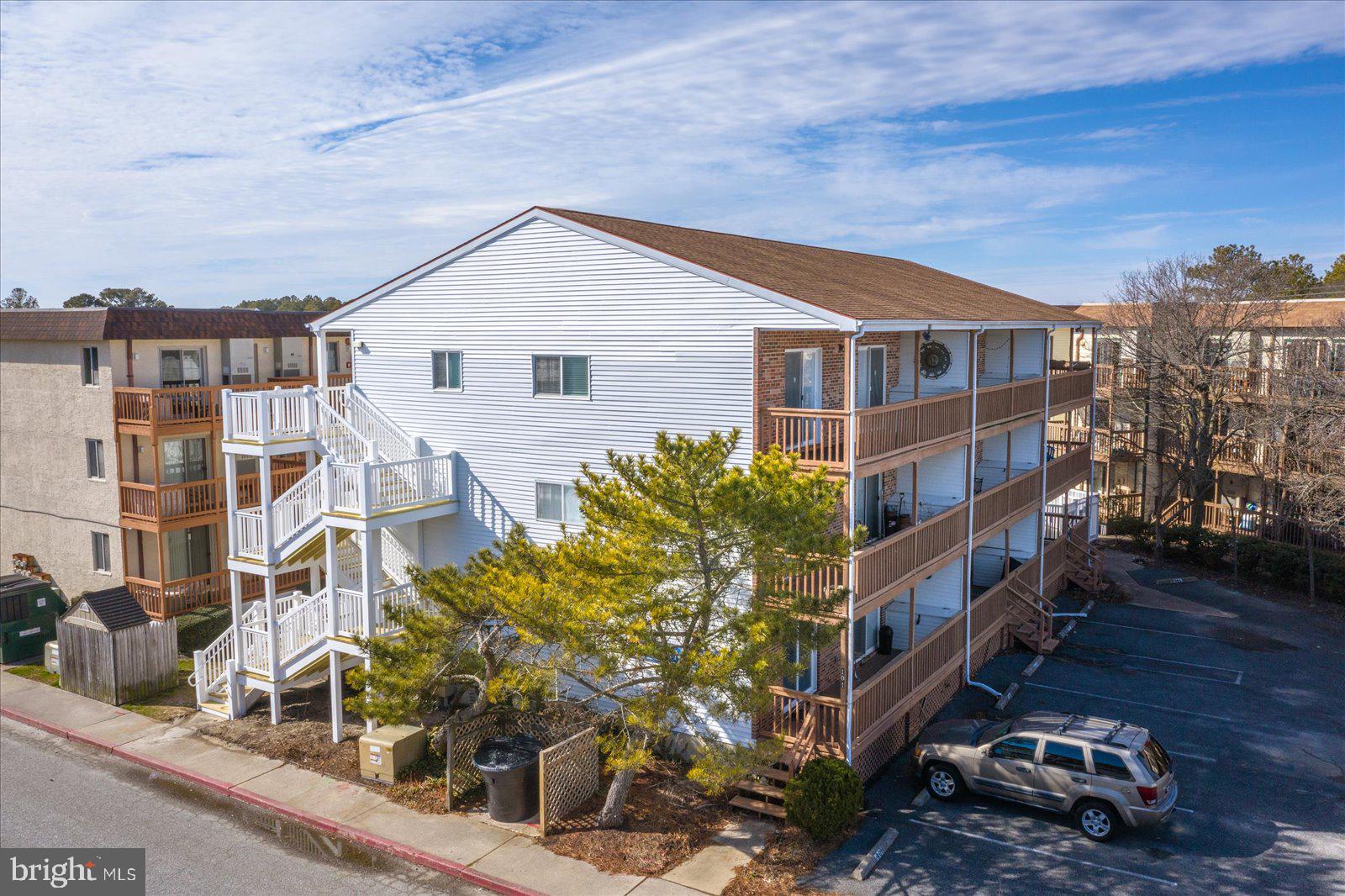 CAINE WOODS - Residential