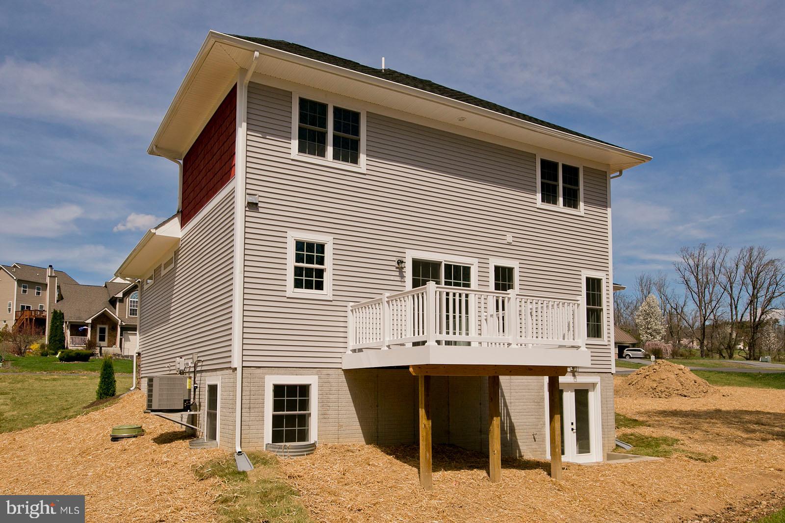 LAKE HOLIDAY ESTATES - Residential