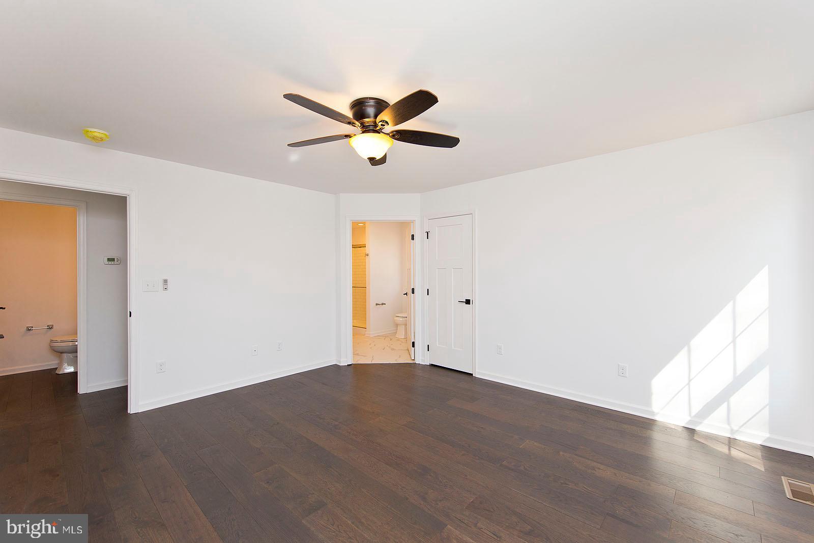 LAKE HOLIDAY ESTATES - Residential