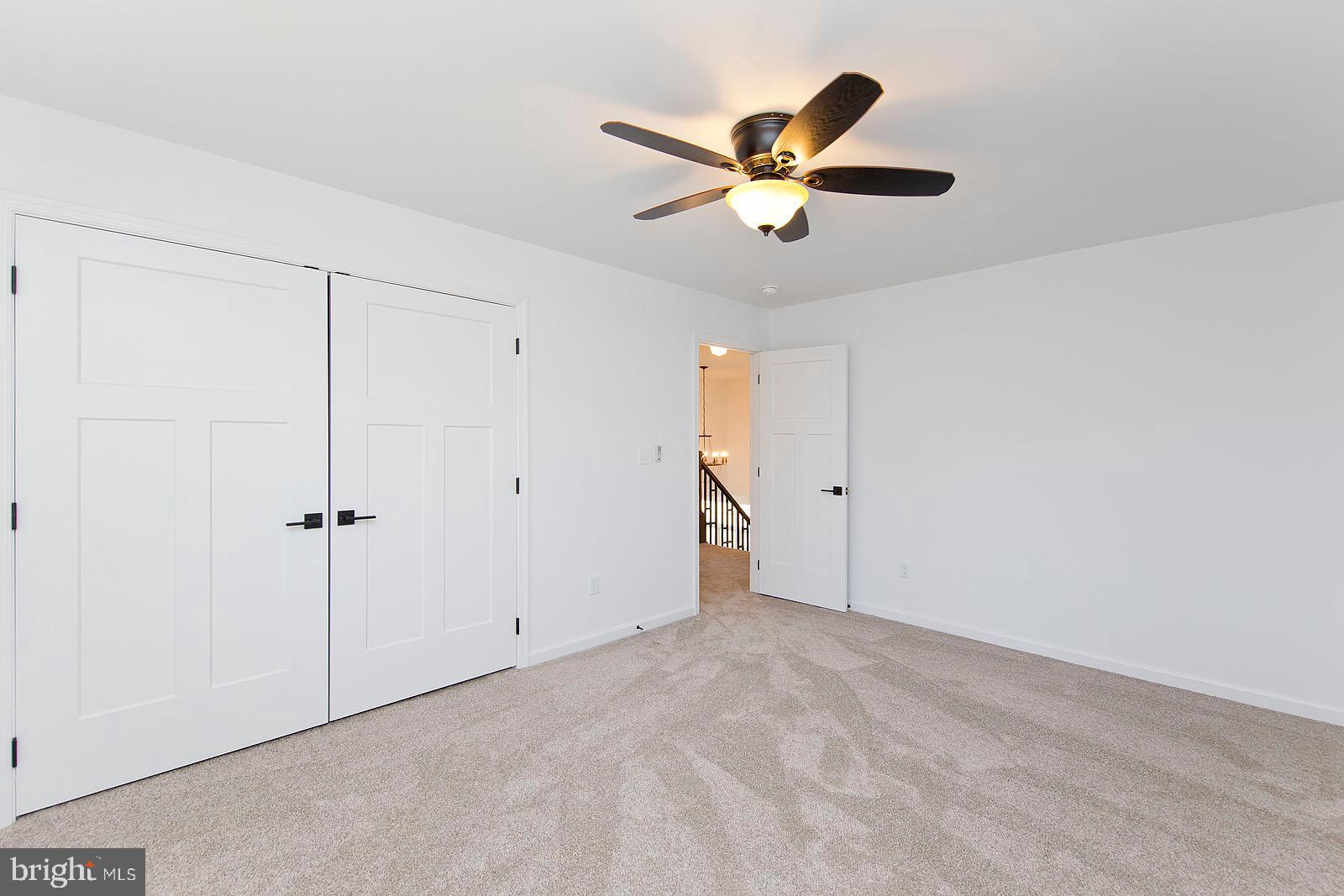 LAKE HOLIDAY ESTATES - Residential