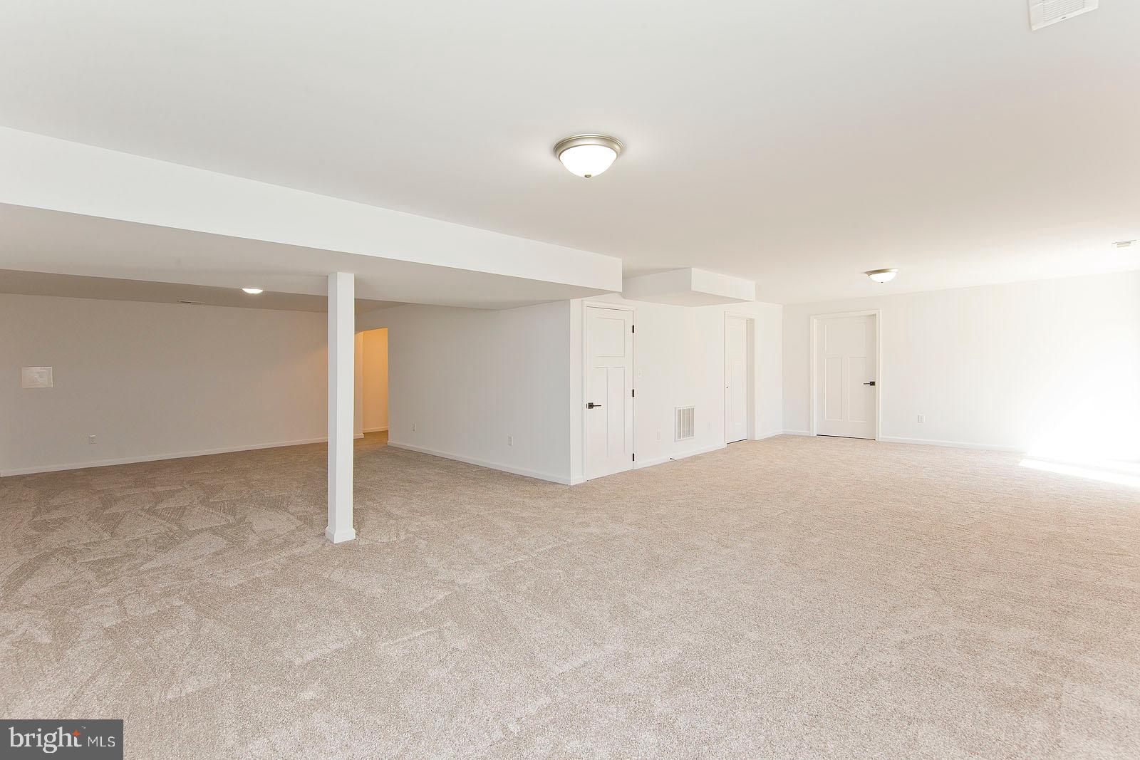 LAKE HOLIDAY ESTATES - Residential