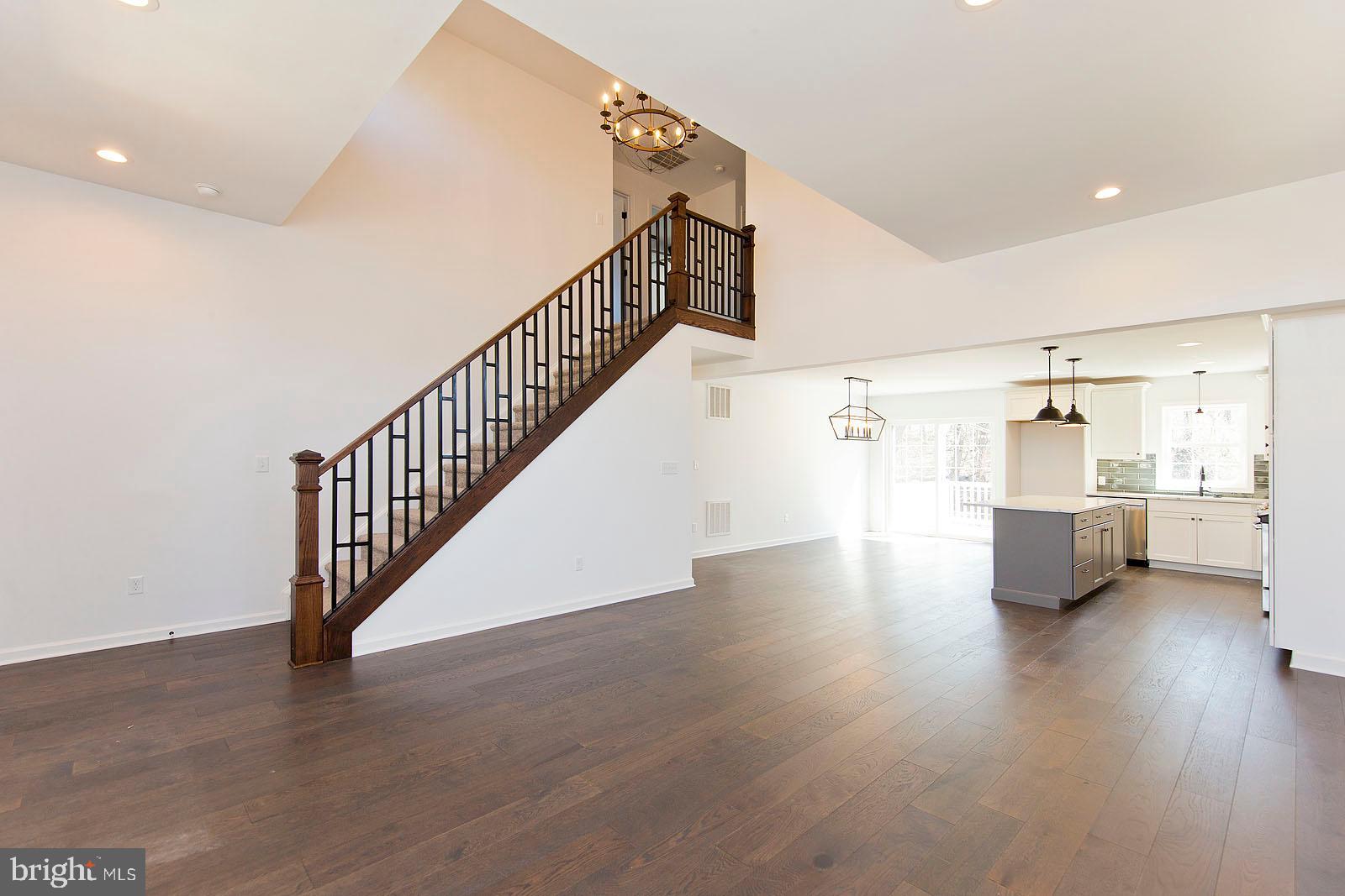 LAKE HOLIDAY ESTATES - Residential