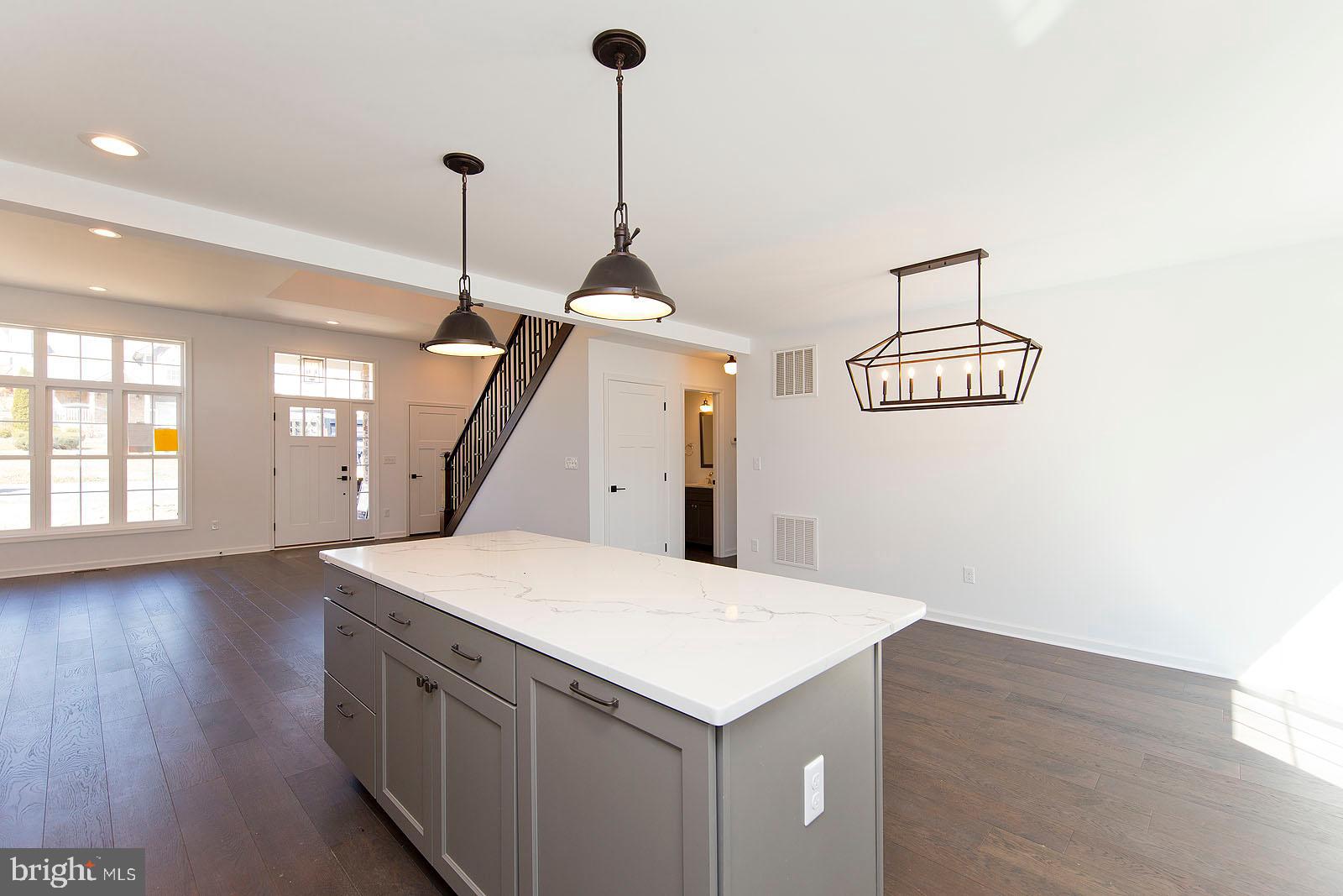 LAKE HOLIDAY ESTATES - Residential