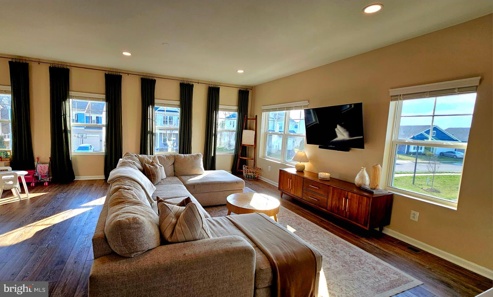 SNOWDEN BRIDGE - Residential