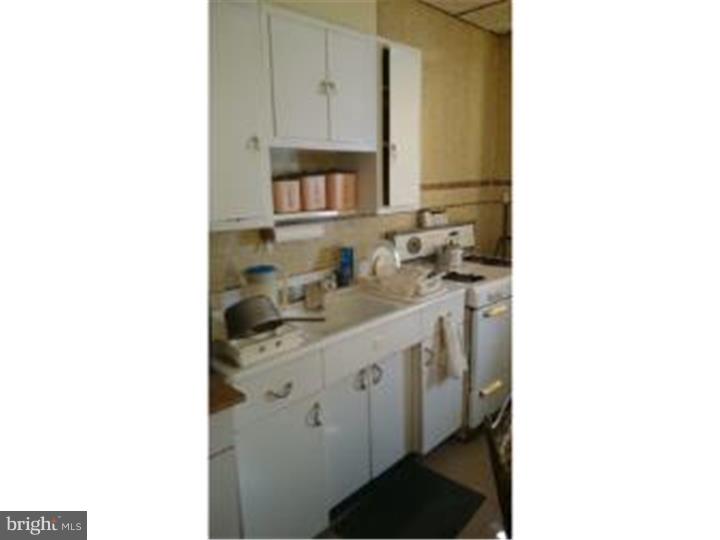 POINT BREEZE - Residential