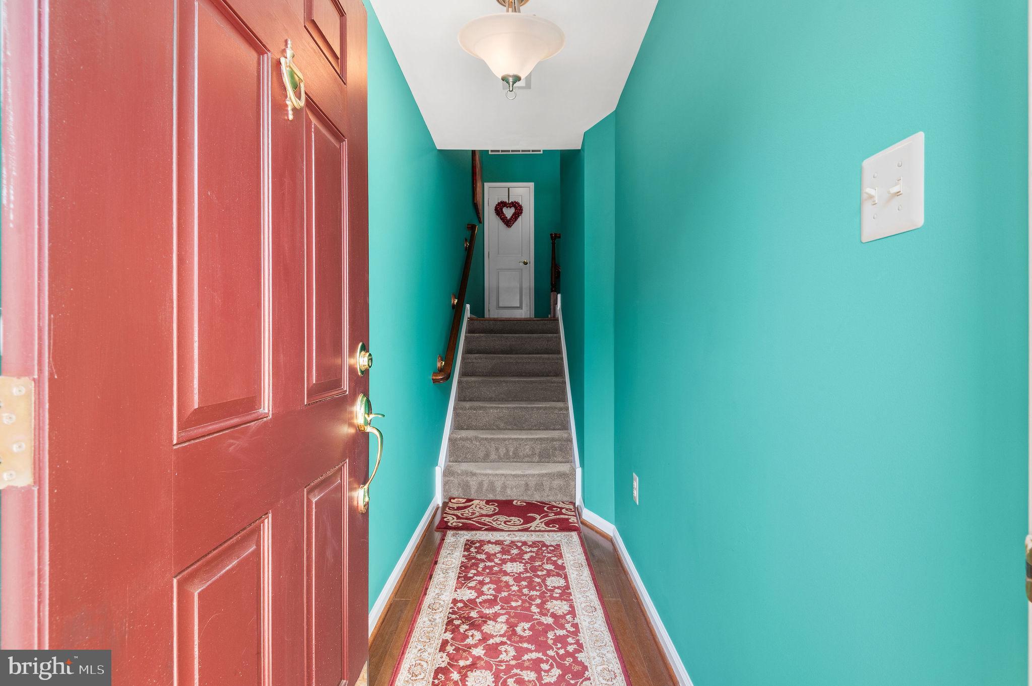 VILL AT COUNTRY VIEW - Residential