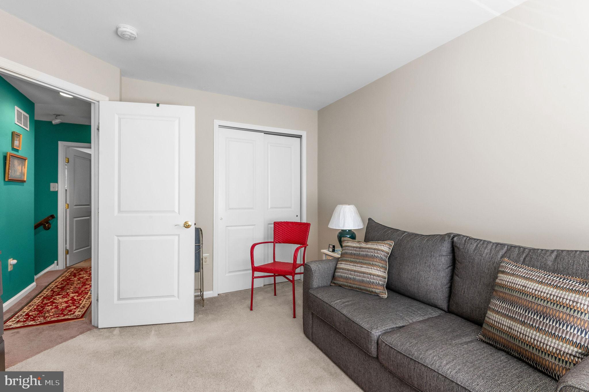 VILL AT COUNTRY VIEW - Residential