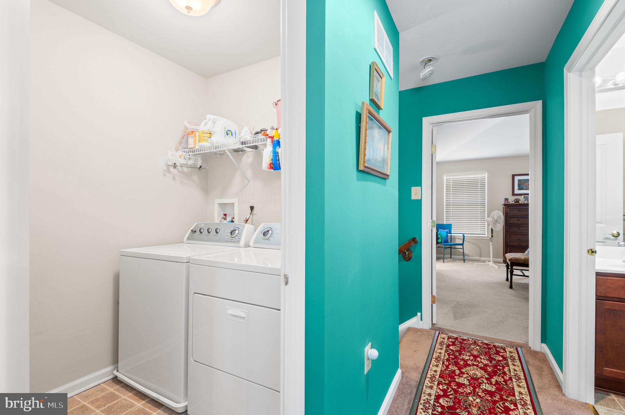 VILL AT COUNTRY VIEW - Residential