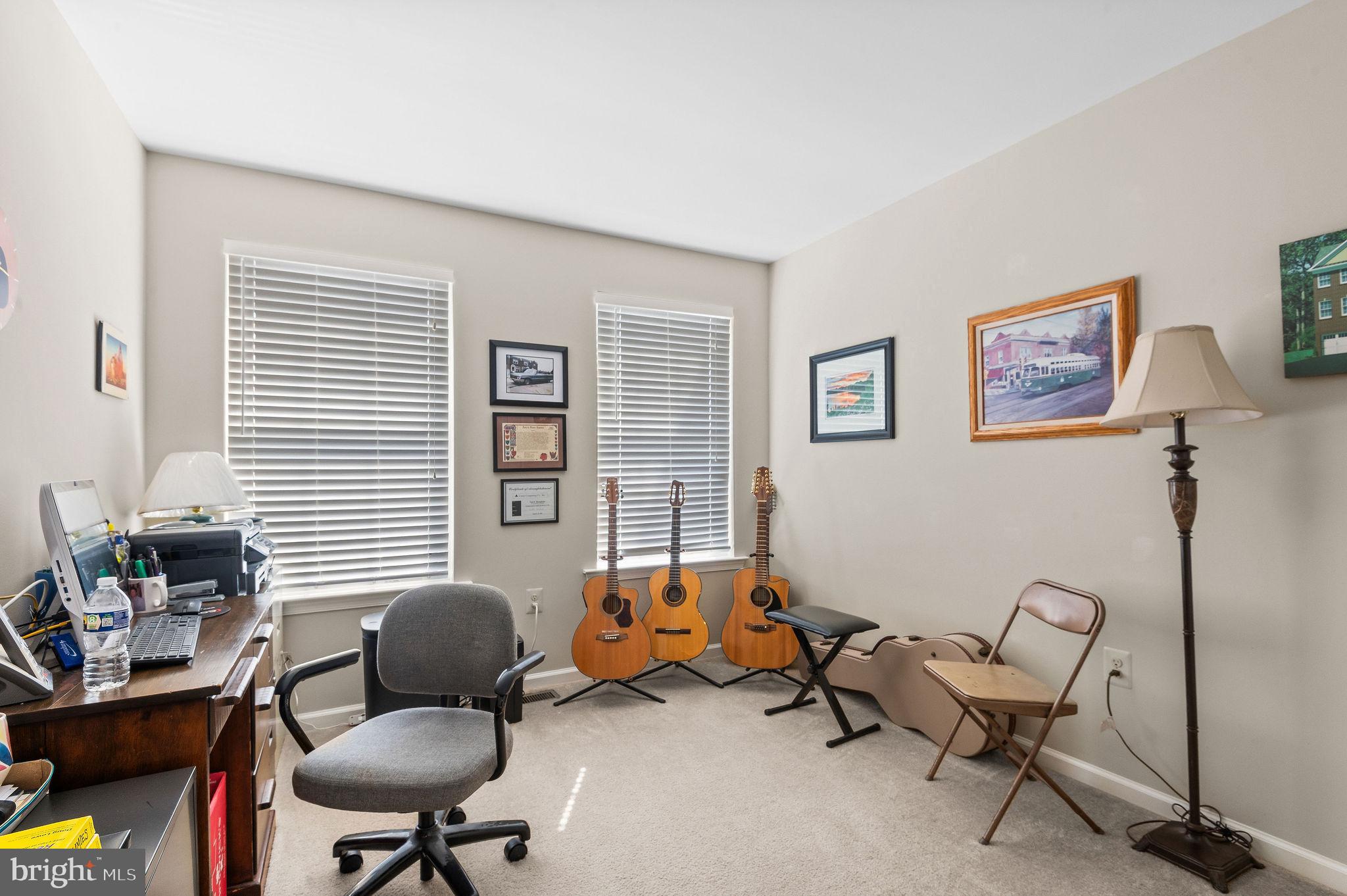 VILL AT COUNTRY VIEW - Residential