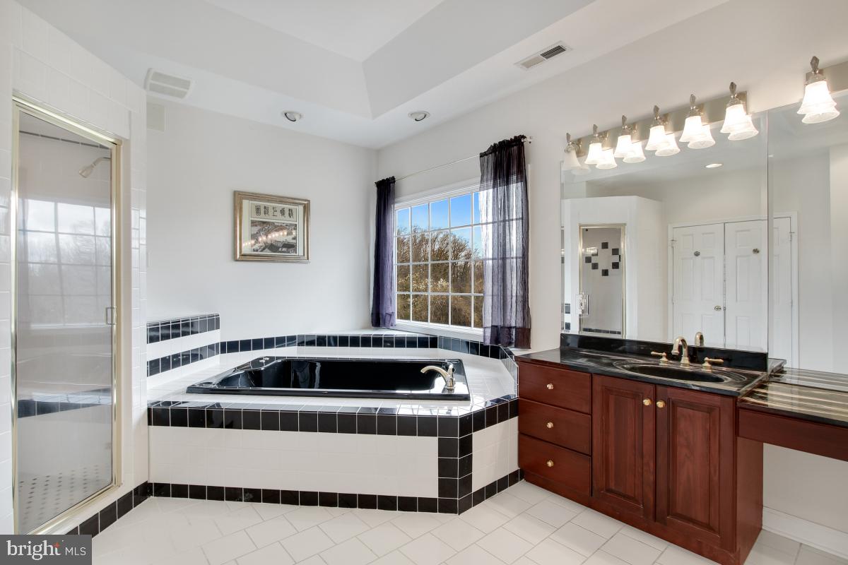 DARNESTOWN OUTSIDE - Residential