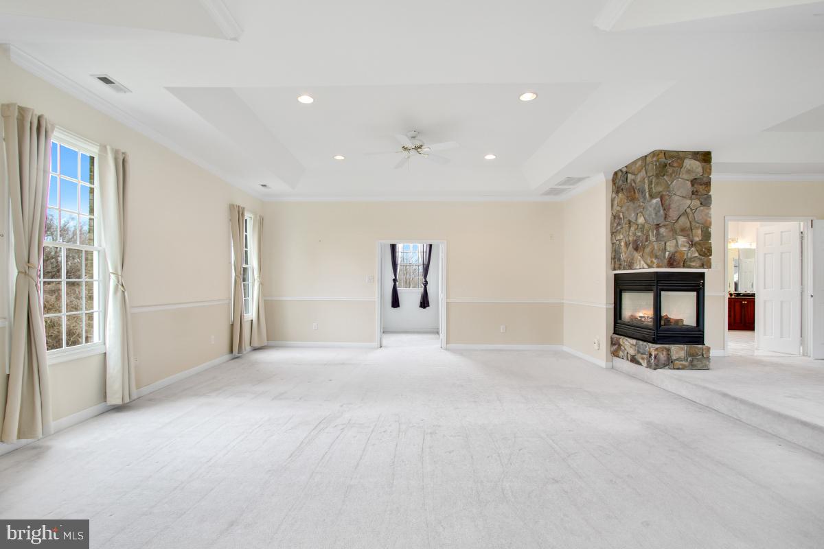 DARNESTOWN OUTSIDE - Residential