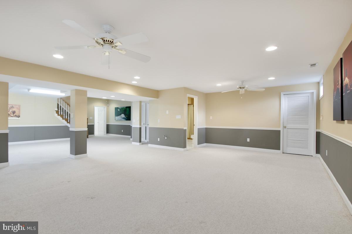 DARNESTOWN OUTSIDE - Residential