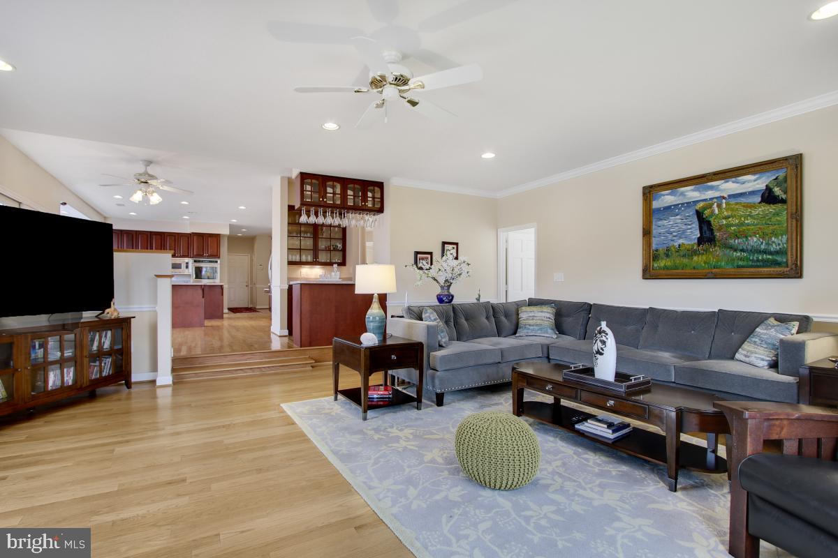 DARNESTOWN OUTSIDE - Residential