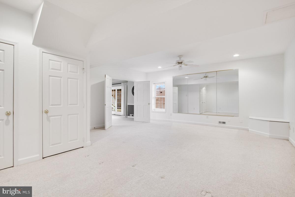 DARNESTOWN OUTSIDE - Residential