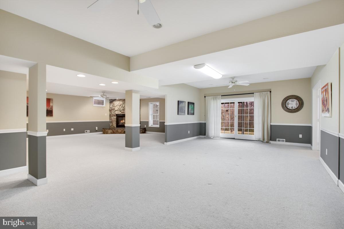 DARNESTOWN OUTSIDE - Residential