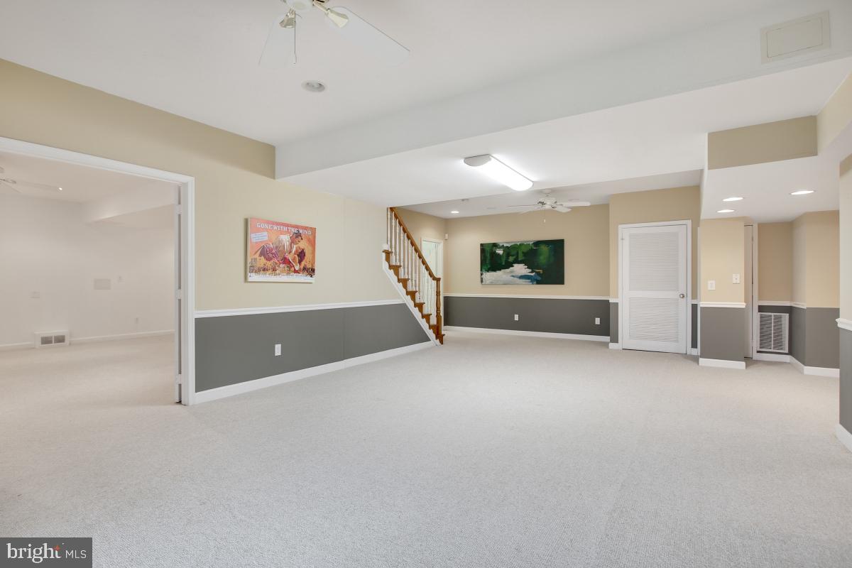 DARNESTOWN OUTSIDE - Residential