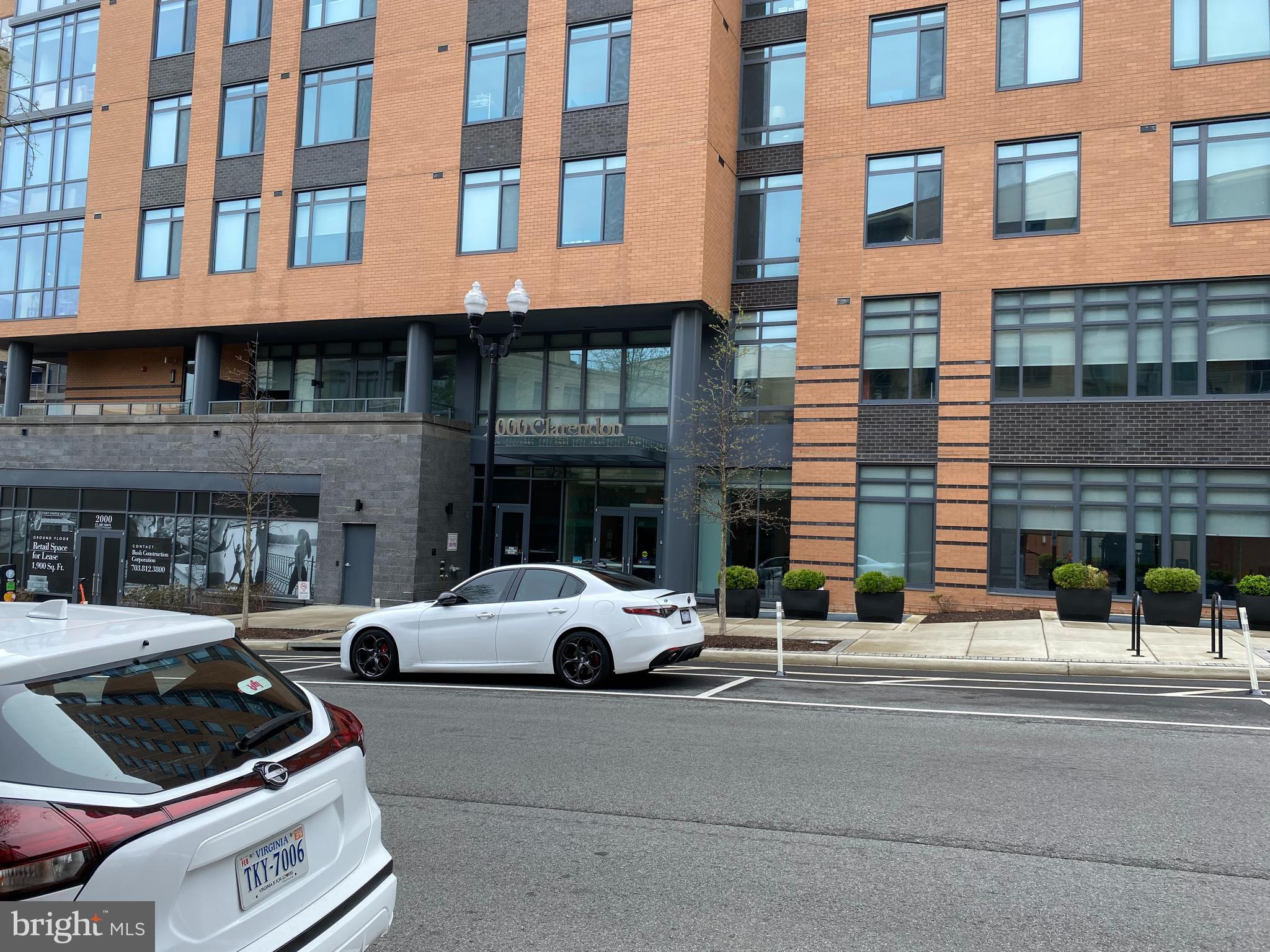 CLARENDON - Residential Lease