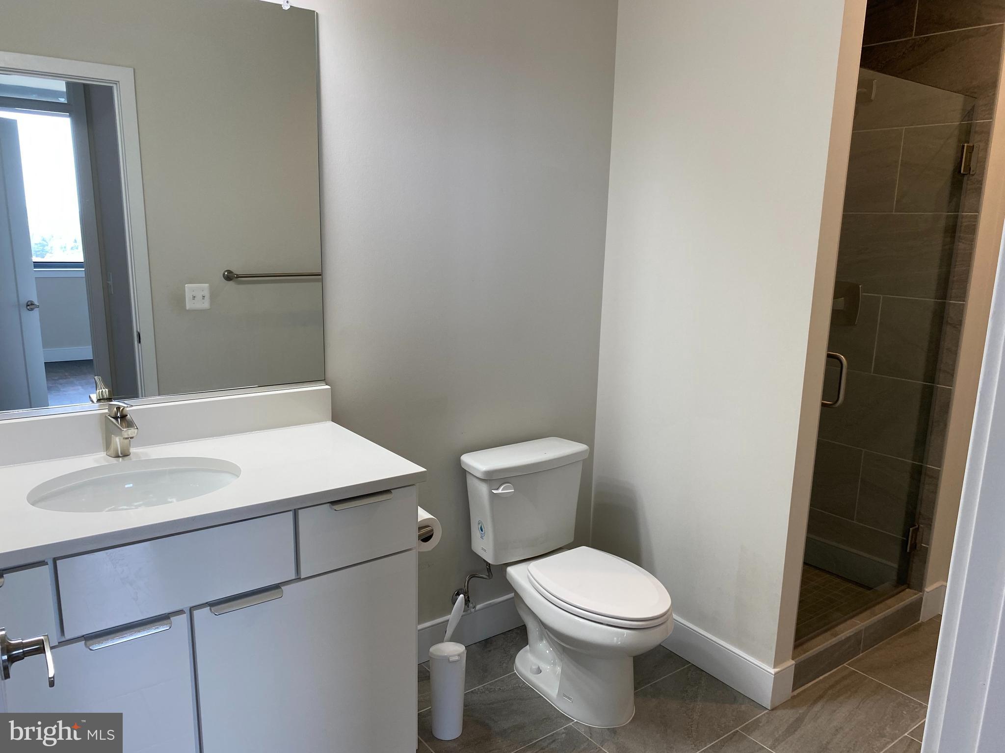 CLARENDON - Residential Lease