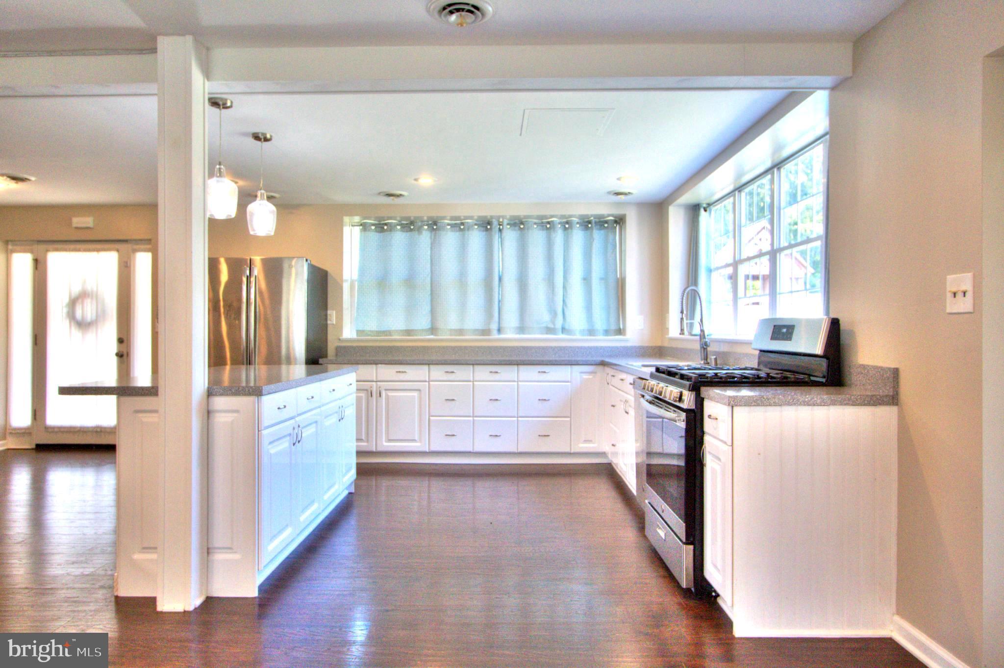 6200 MIDDLEBURG ROAD