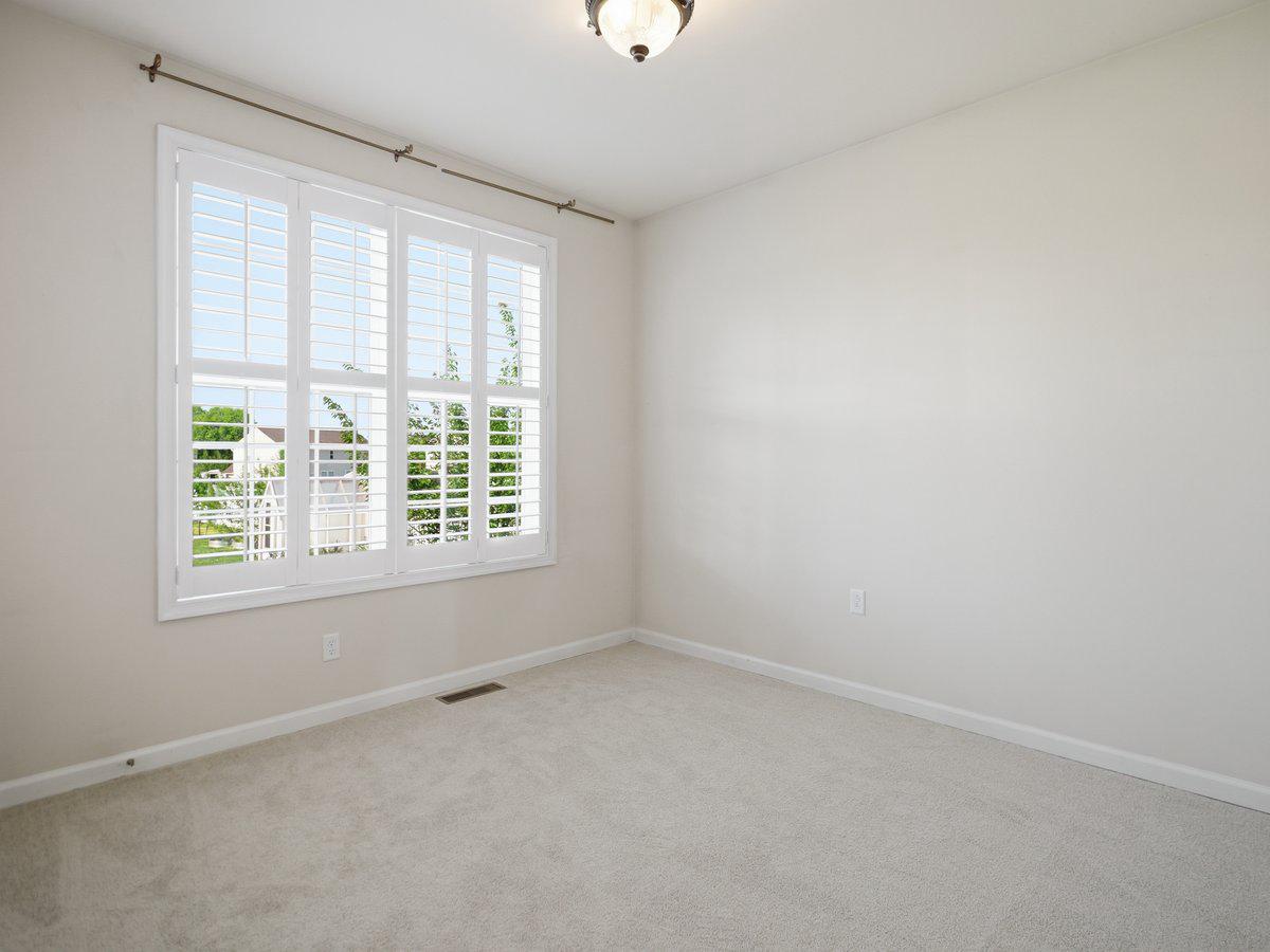 ELMWOOD FARM - Residential