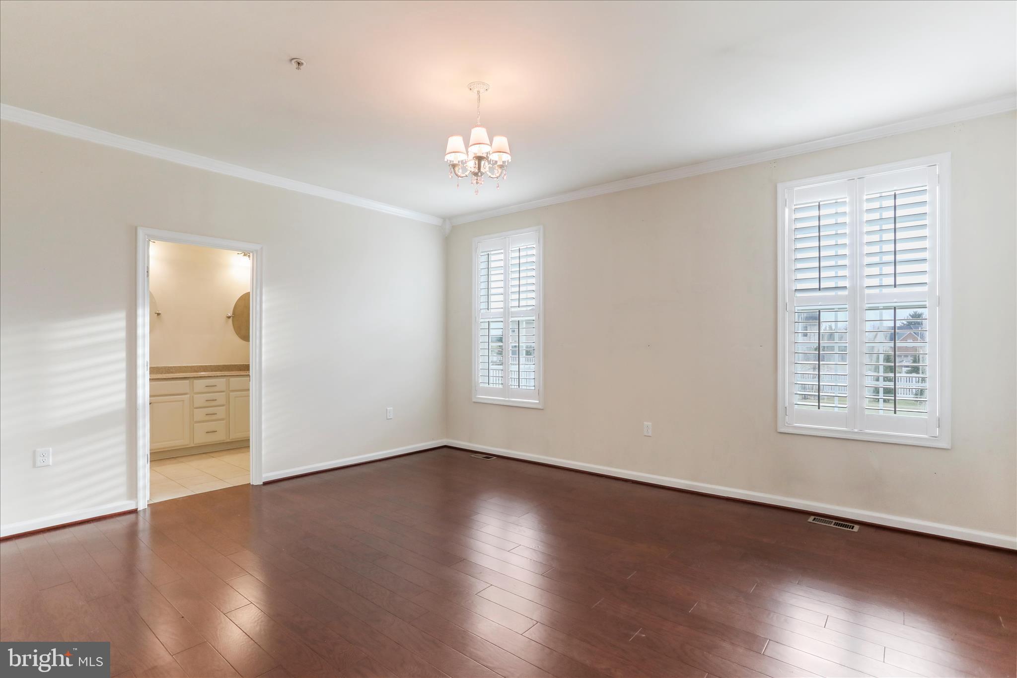 ELMWOOD FARM - Residential