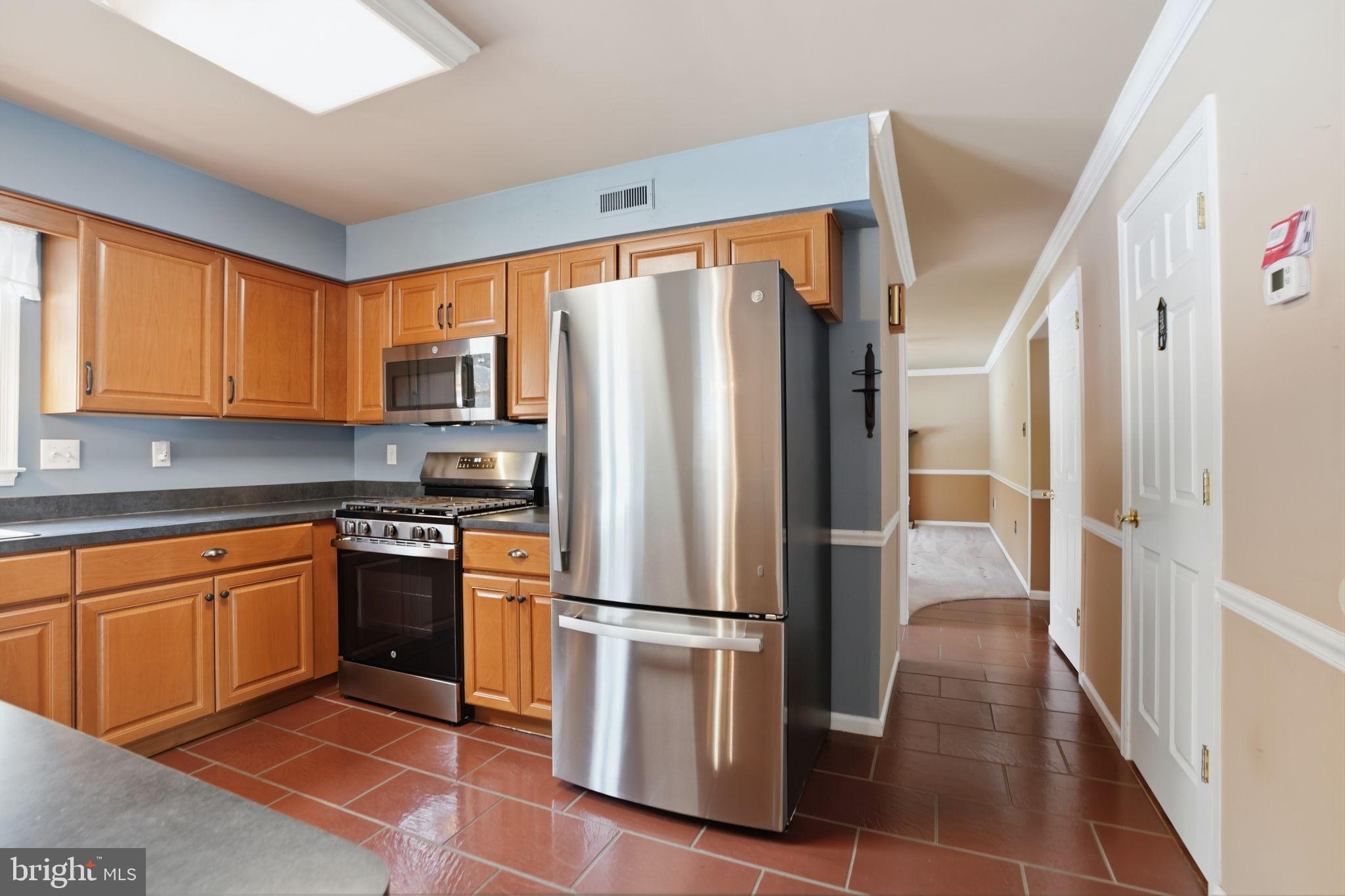 MAPLE POINT - Residential