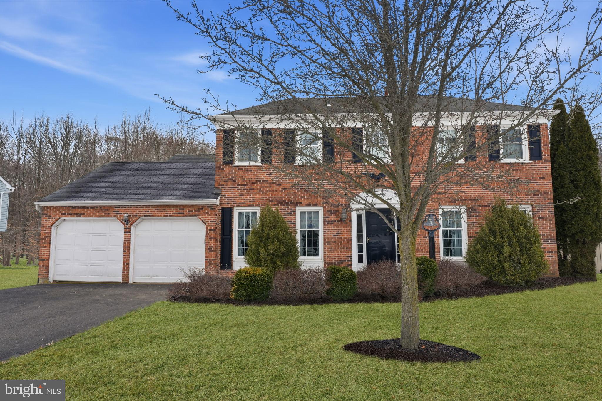 MAPLE POINT - Residential